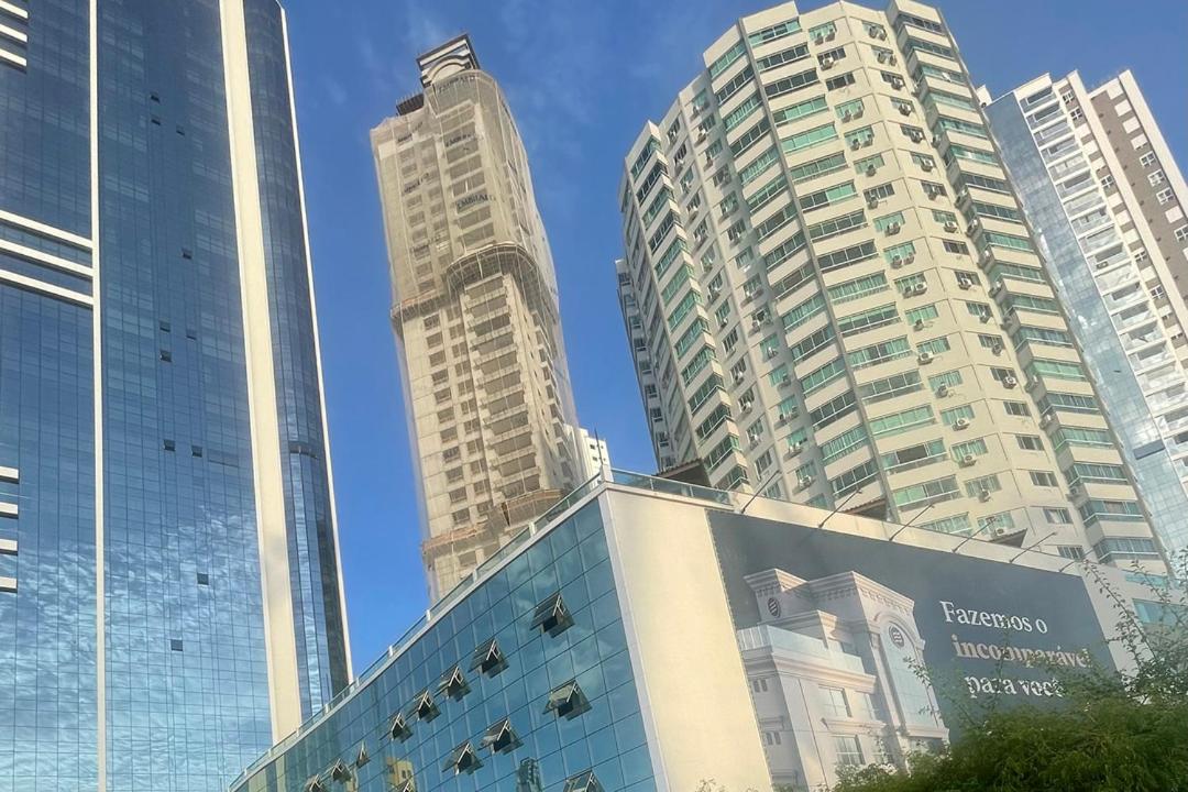 Studio de frente para o mar em Balneário Camboriú