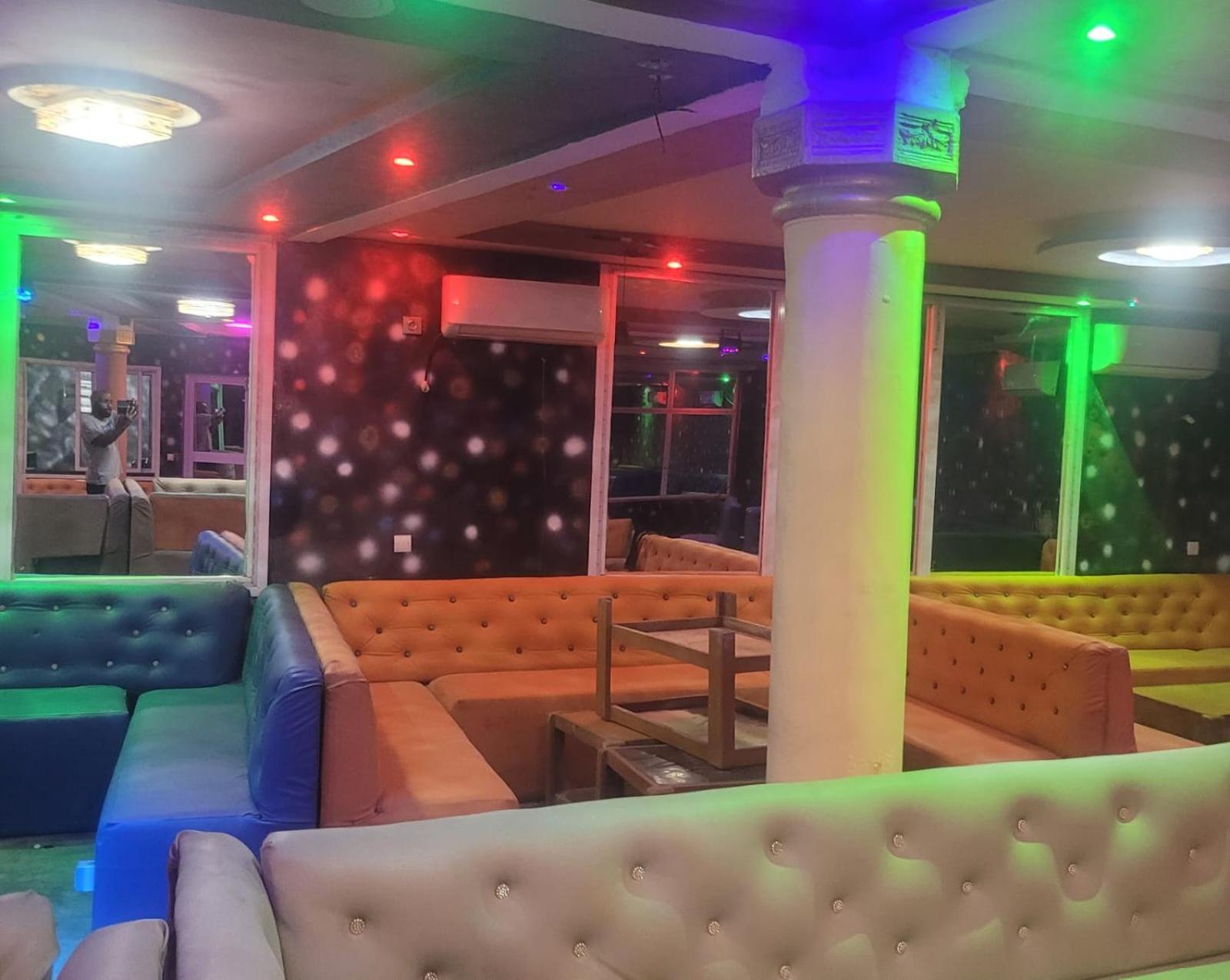 Chris Complex Executive Stays -Luxury Furnished Apartments and Guesthouses In Yaounde