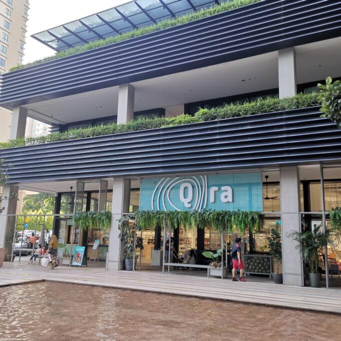 Arcoris Mont Kiara-2-6px-Netflix-Balcony-OSIM-Xbox-Super Fast Internet