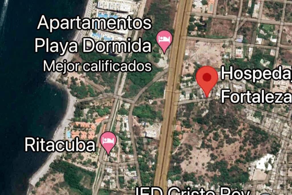 COZY, Apartamento a solo 10 minutos Caminando a Playa Dormida, con Piscina y Parqueadero.