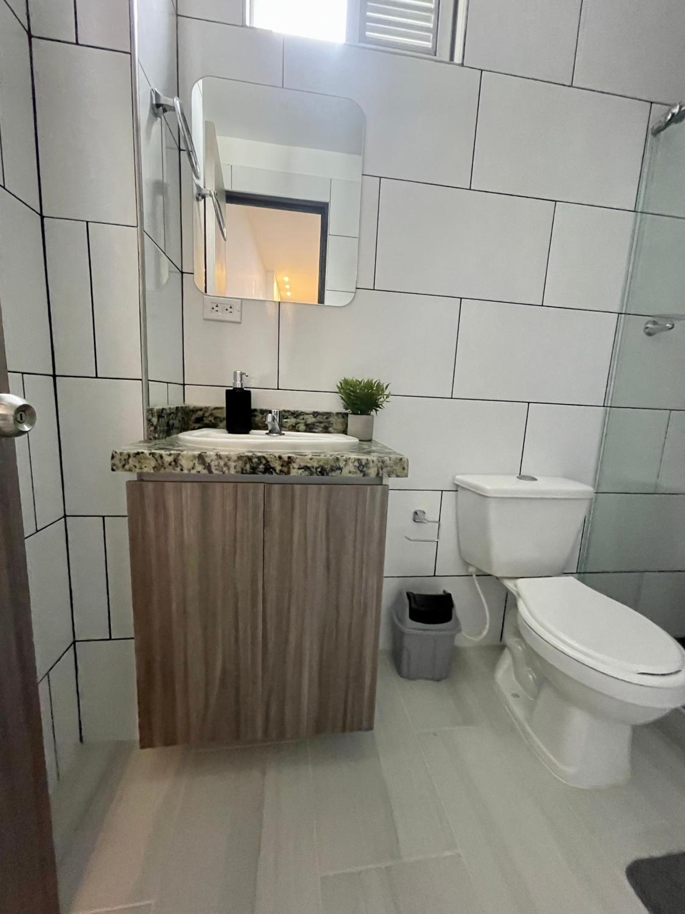 202-401PP Nuevo Apartamento Moderno y Central