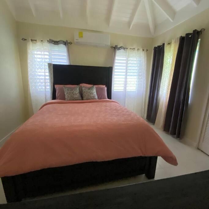 Lovely 3 Bedroom Vacay Home JA4