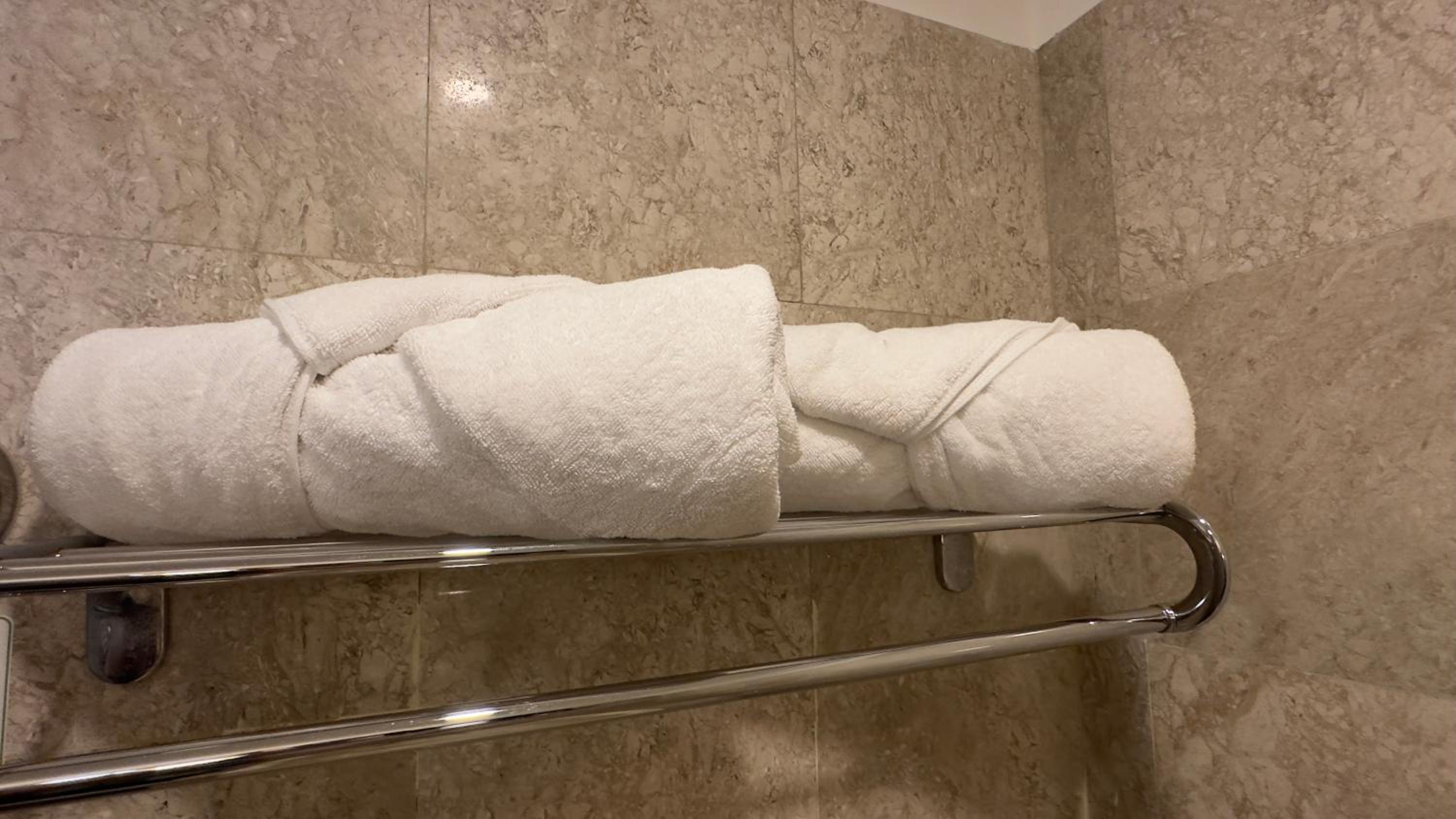 Rihanna service suite at times square