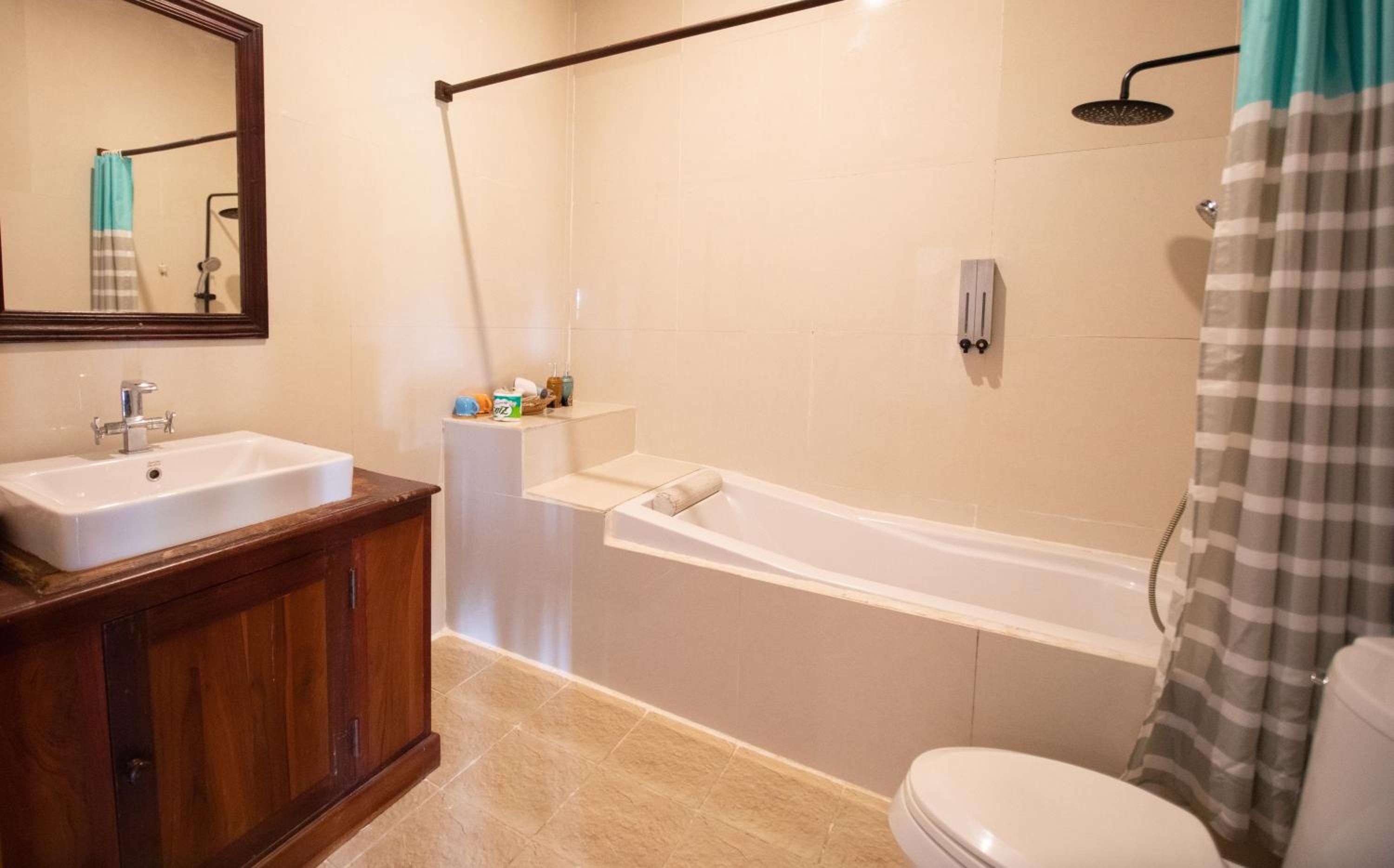 Luang Prabang chanon hotel