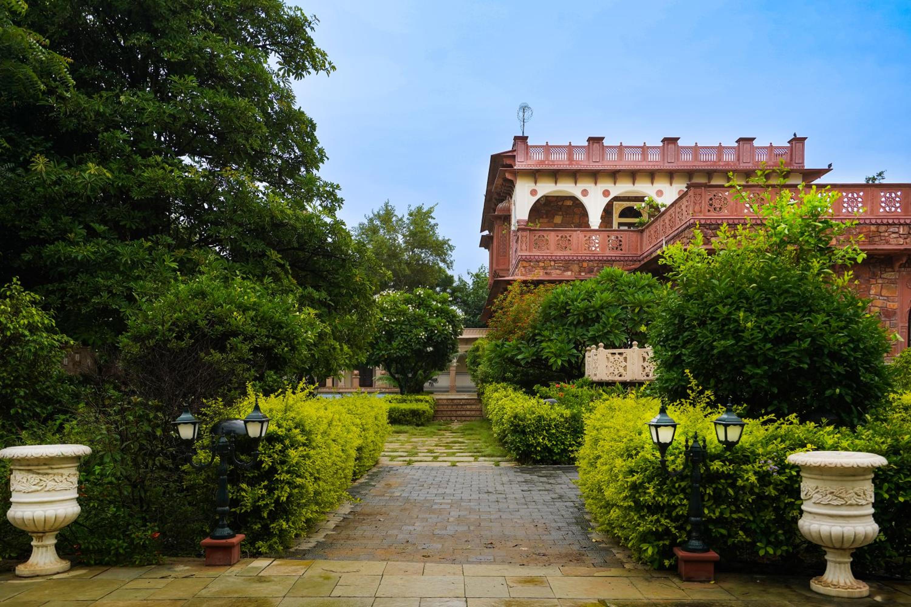 Khas Bagh