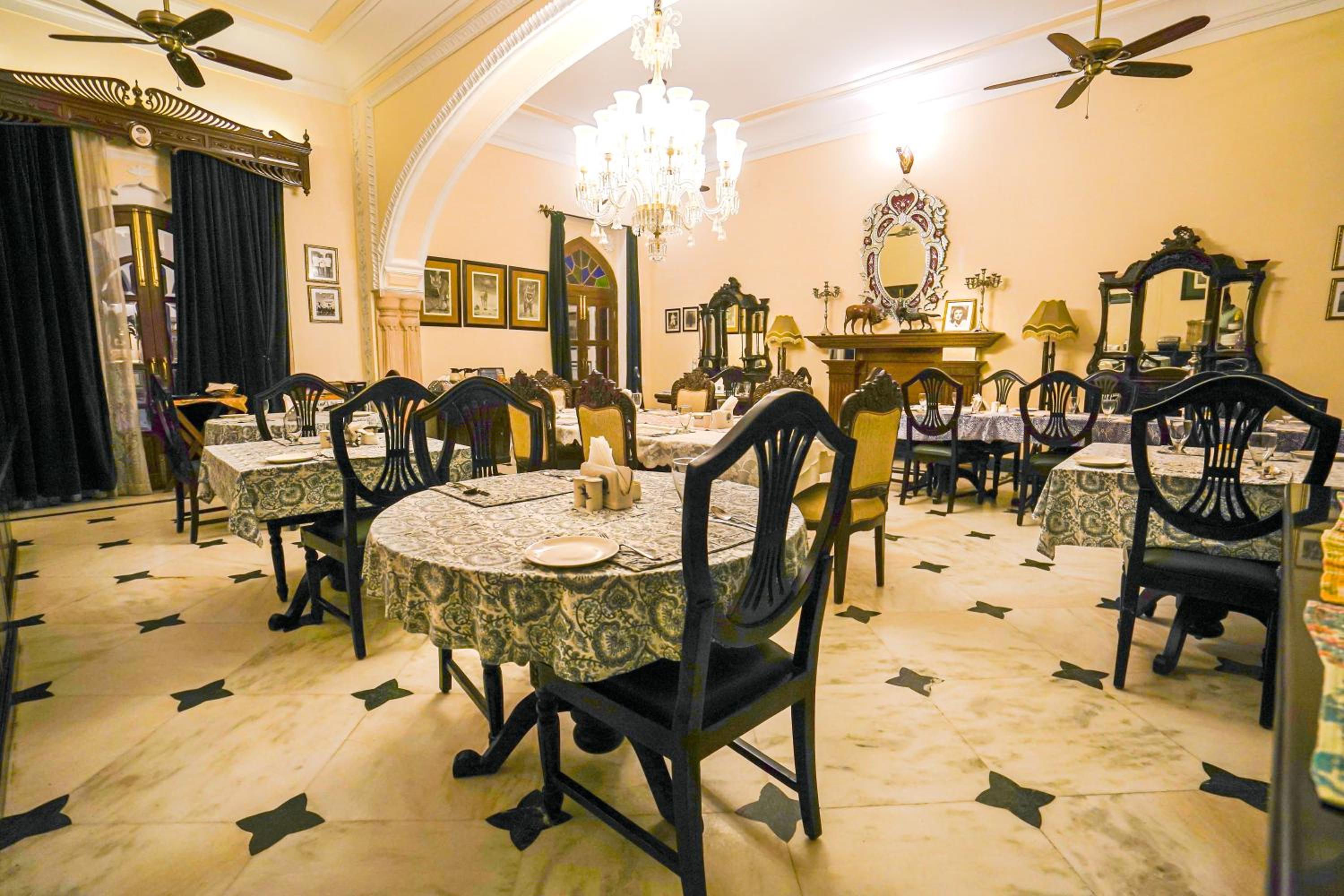 Khas Bagh