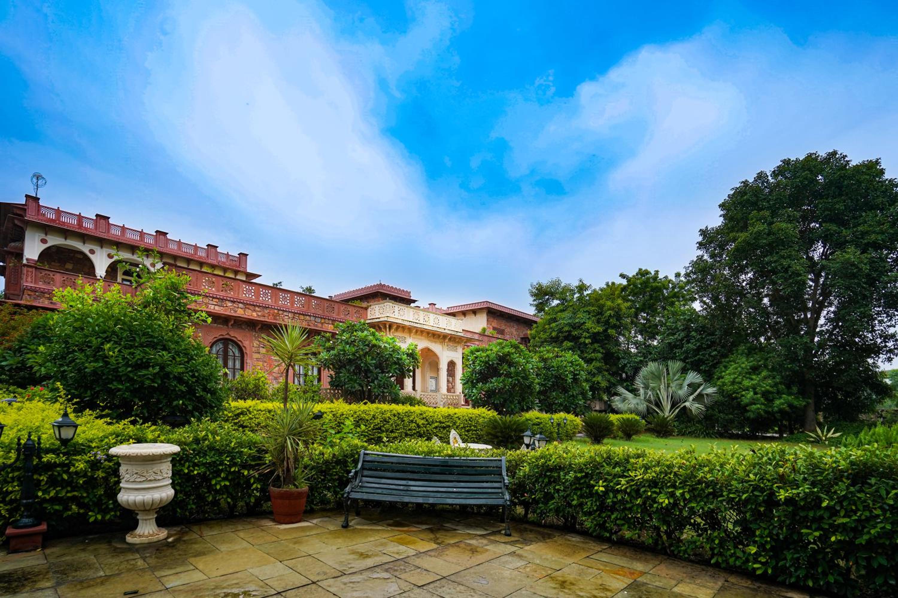 Khas Bagh