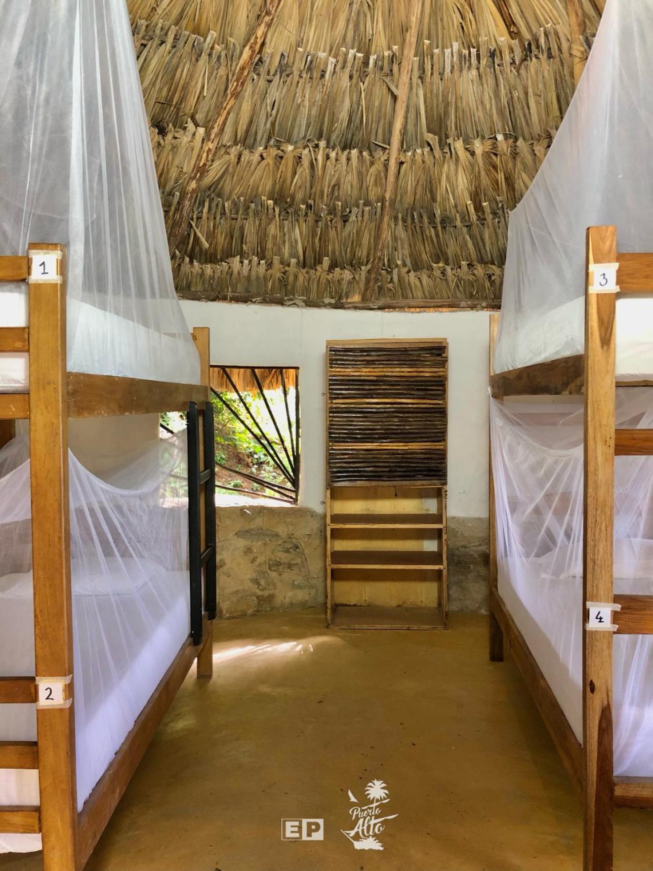 Puerto Alto Hostel