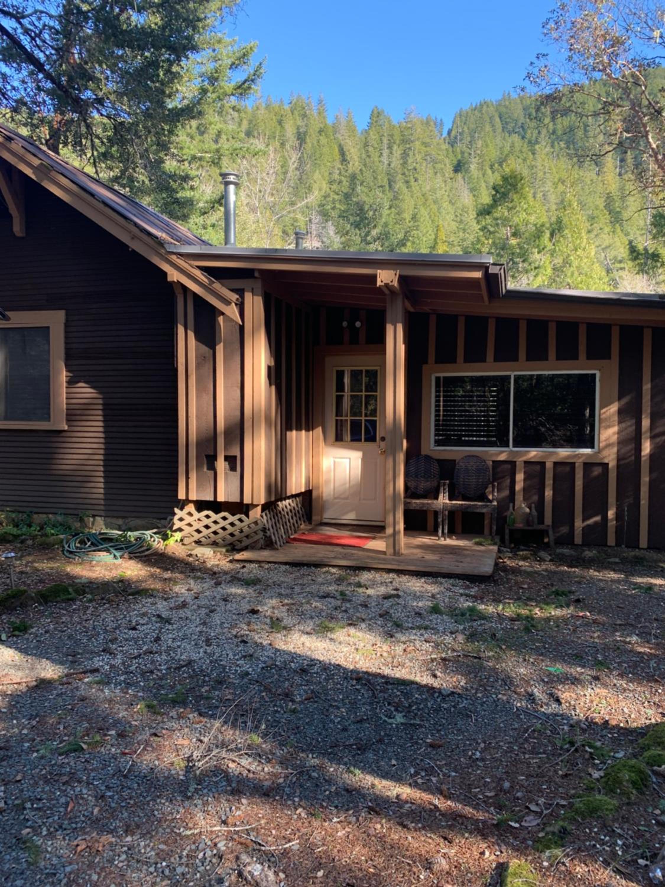 Patrick Creek Lodge