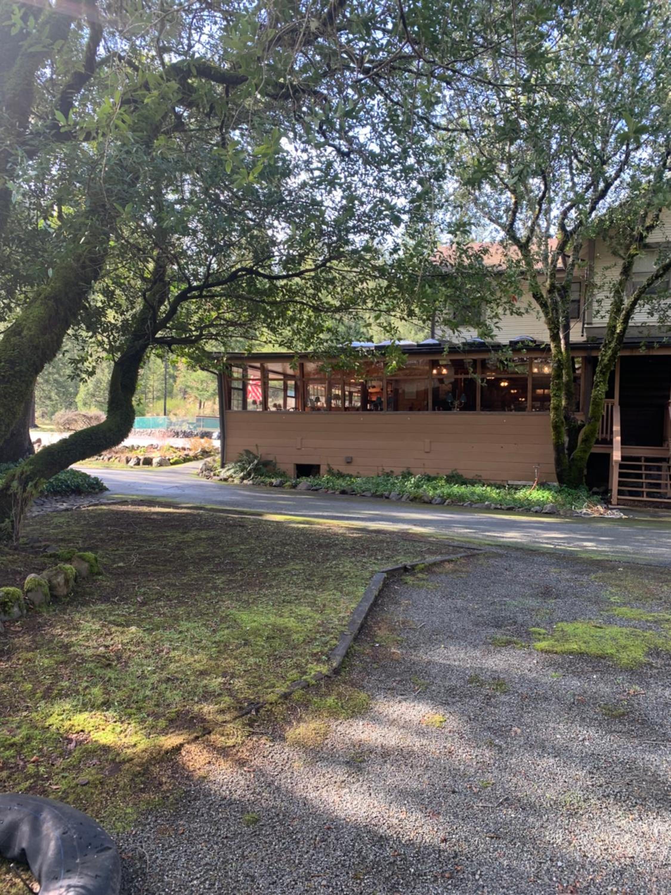 Patrick Creek Lodge