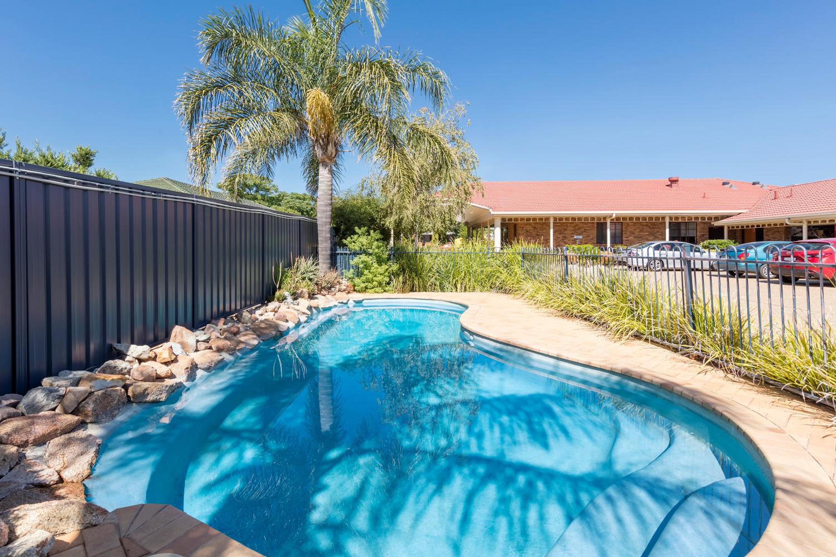 Best Western Ambassador Motor Inn & Apartments