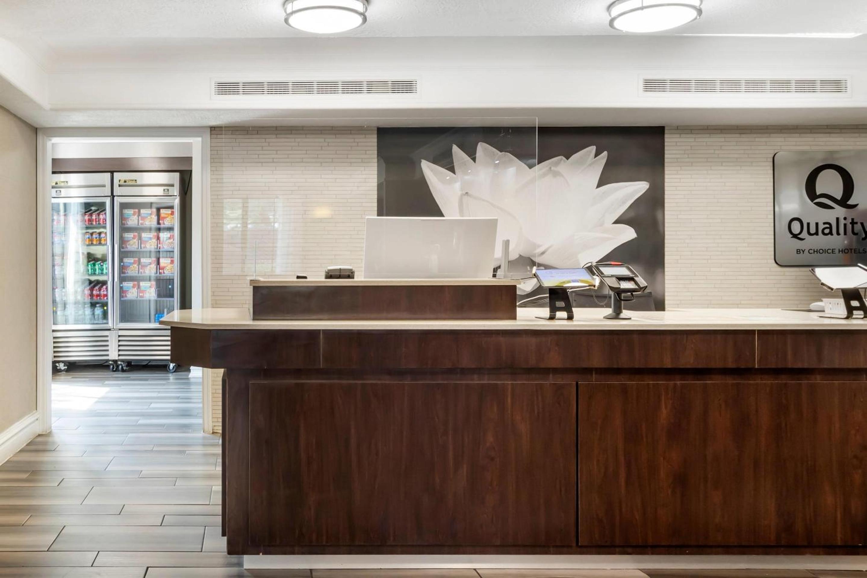 Quality Inn & Suites North Charleston - Ashley Phosphate