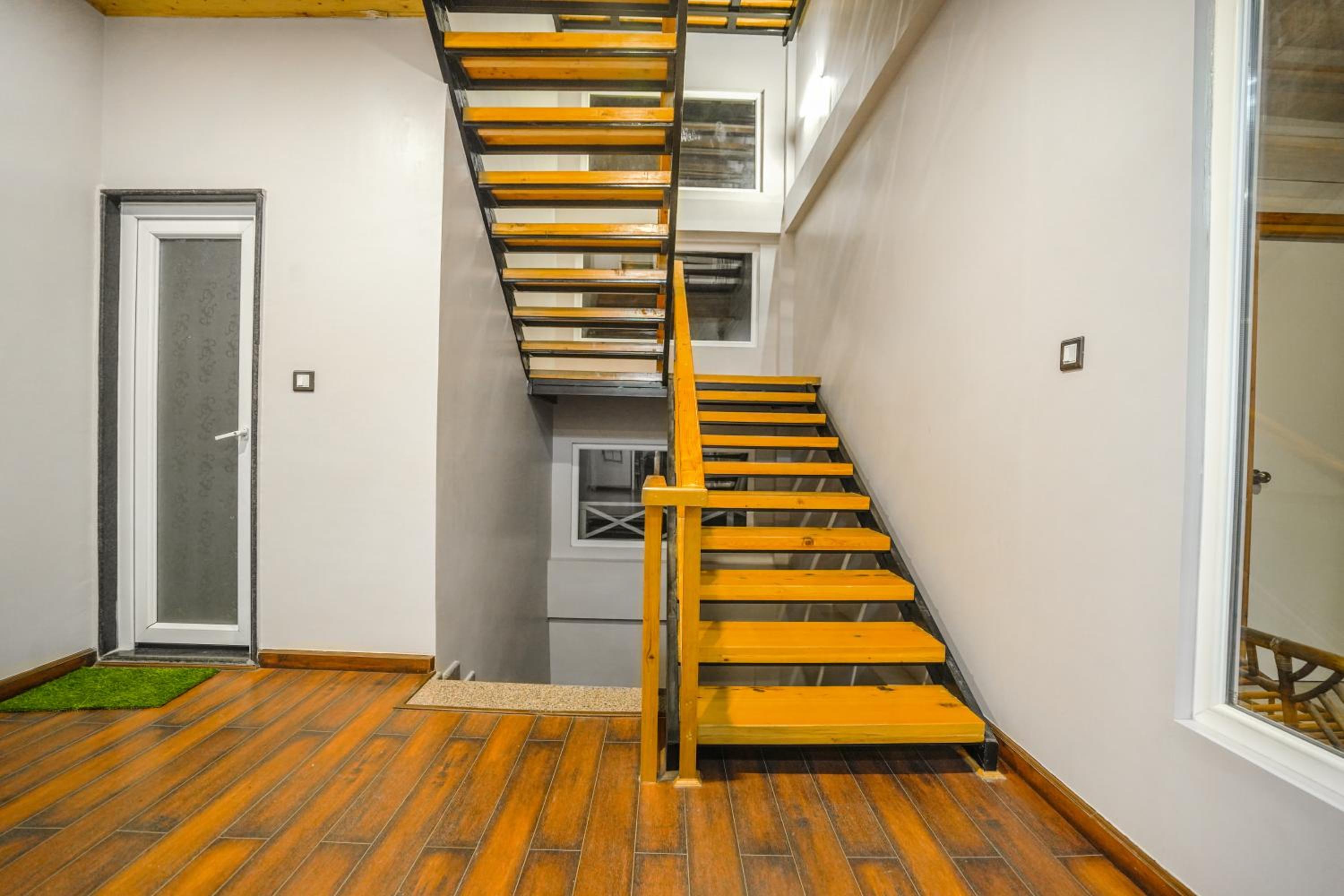 SaffronStays Sherni House, Mashobra
