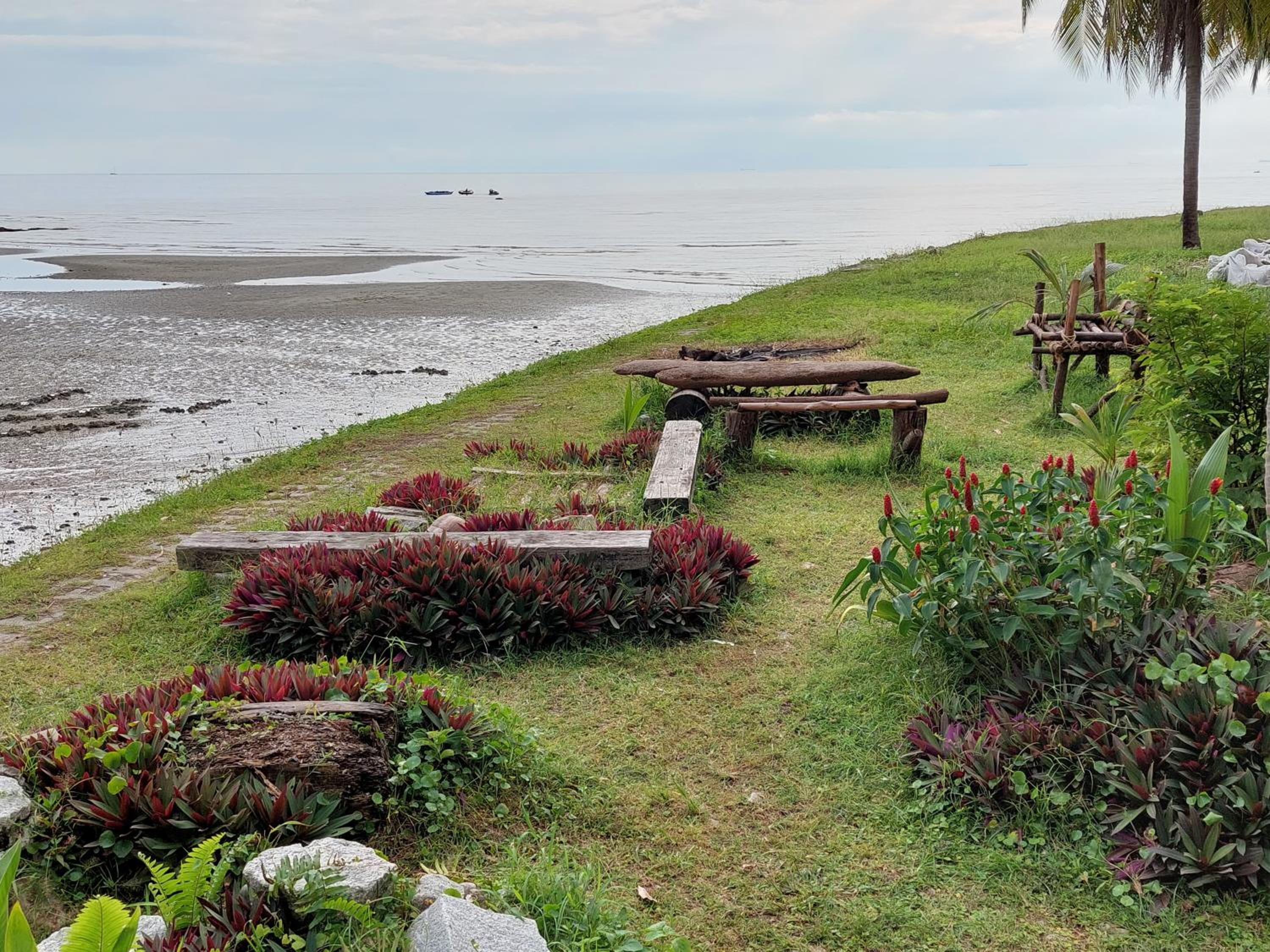 Port Dickson PD Beach Front Homestay photo 5
