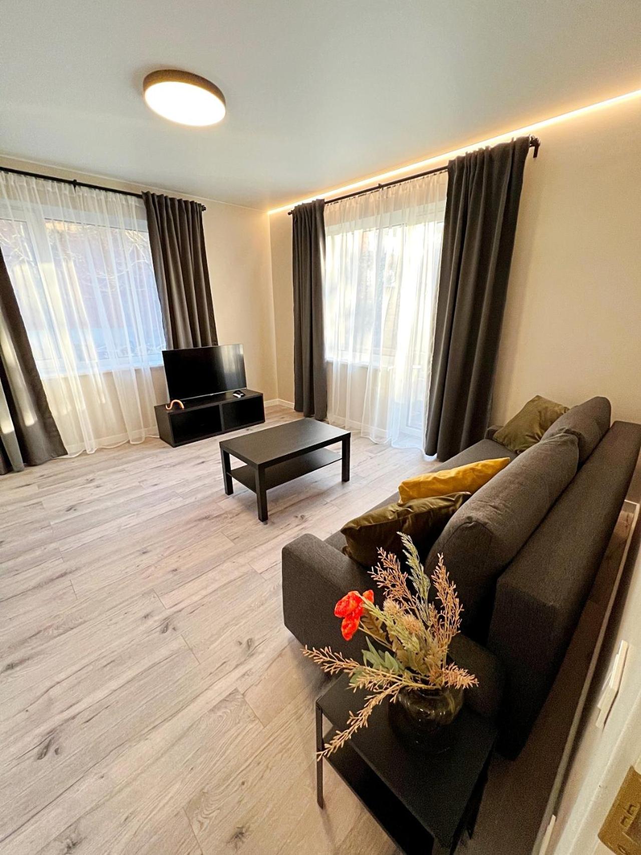 Clinic Studio Apartments by Hostlovers view 2
