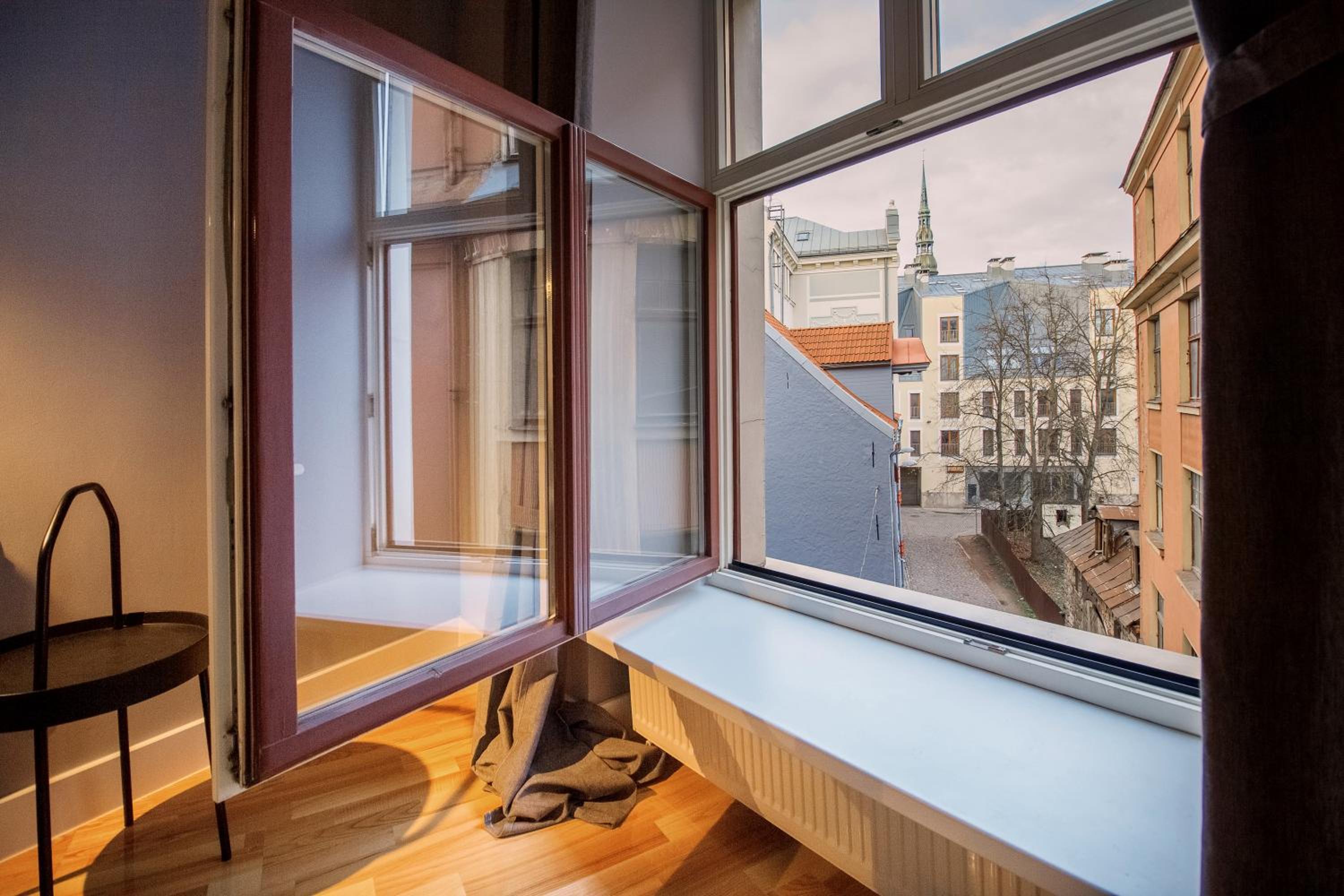 Romantic and spacious apartment in Riga Old Town view 5