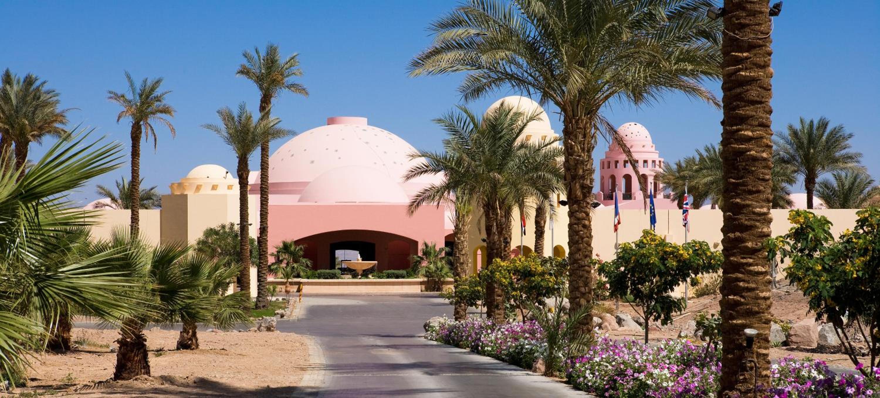 Hotel Mosaique Beach Resort Taba Heights - Image 1