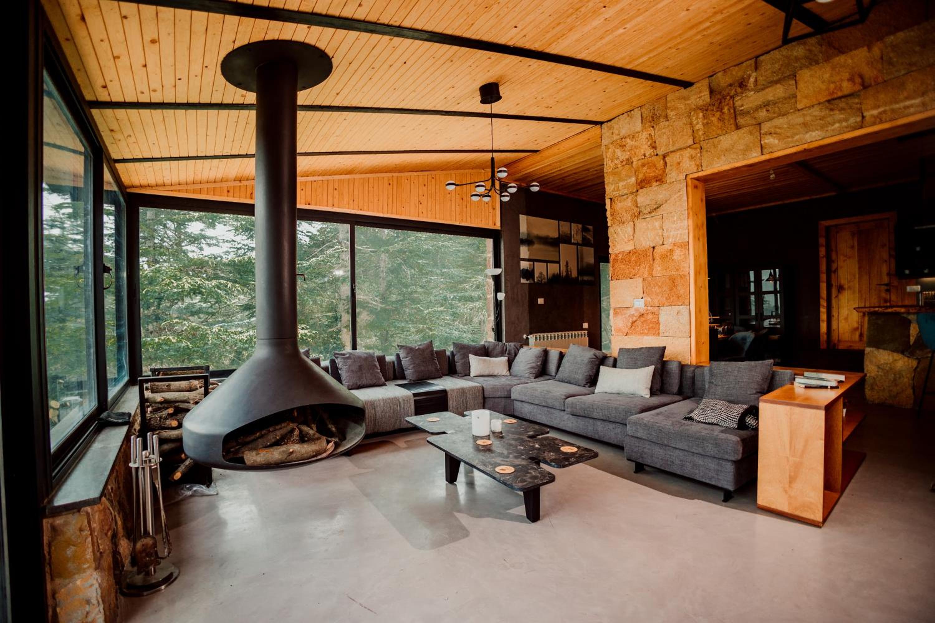 Cedar Scent Guesthouse view 3