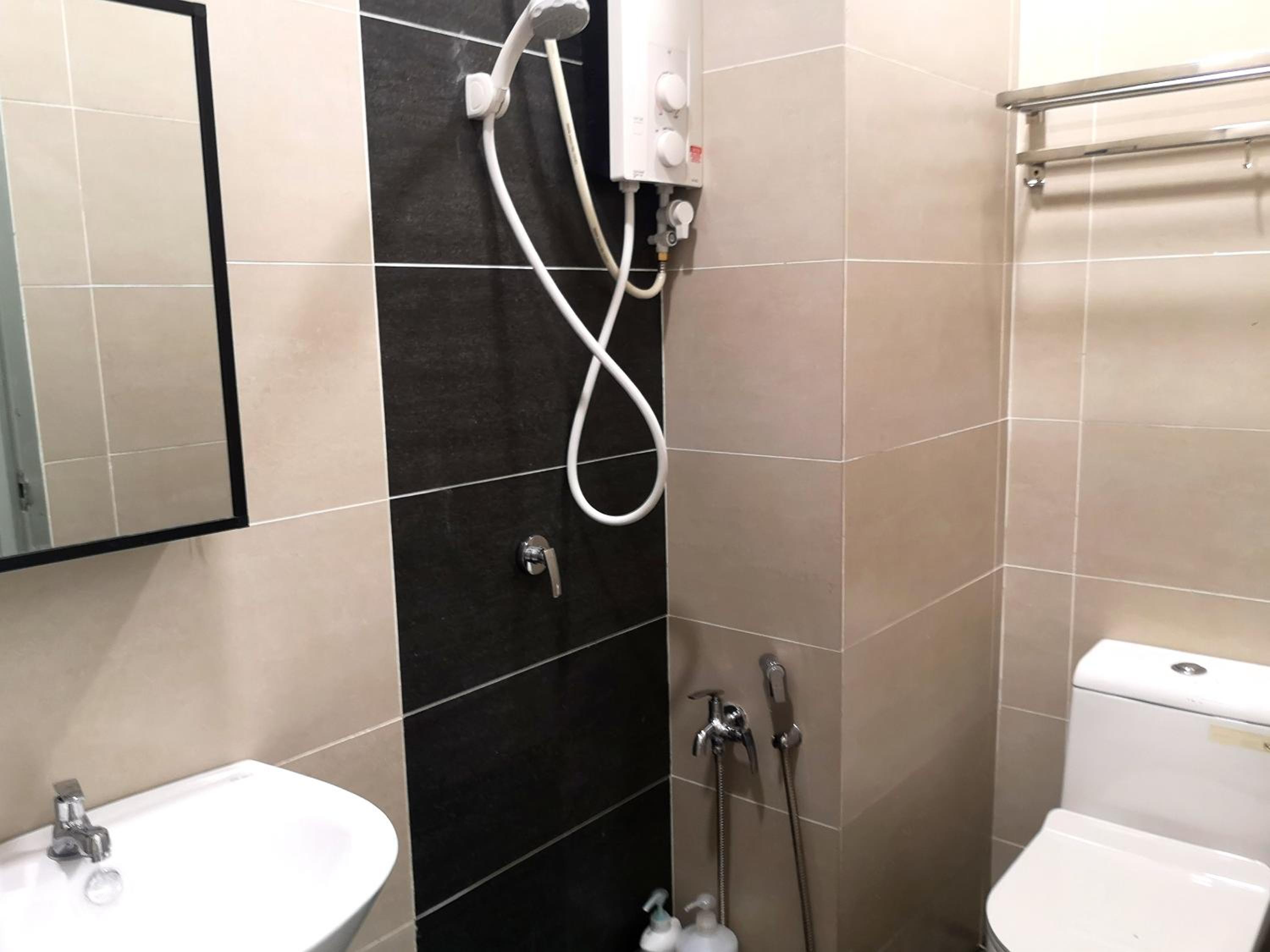 Pinnacle Sri Petaling nearby Stadium Bukit Jaili Cozy 8ppl Maxine suite