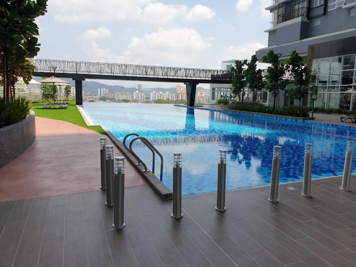 Pinnacle Sri Petaling nearby Stadium Bukit Jaili Cozy 8ppl Maxine suite