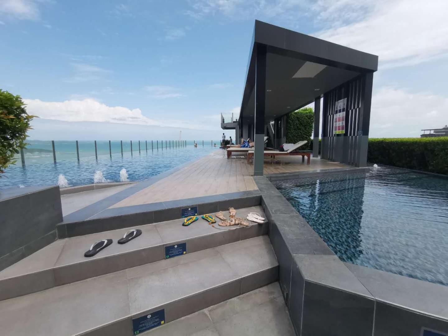 The Base Central Pattaya Thai view 5