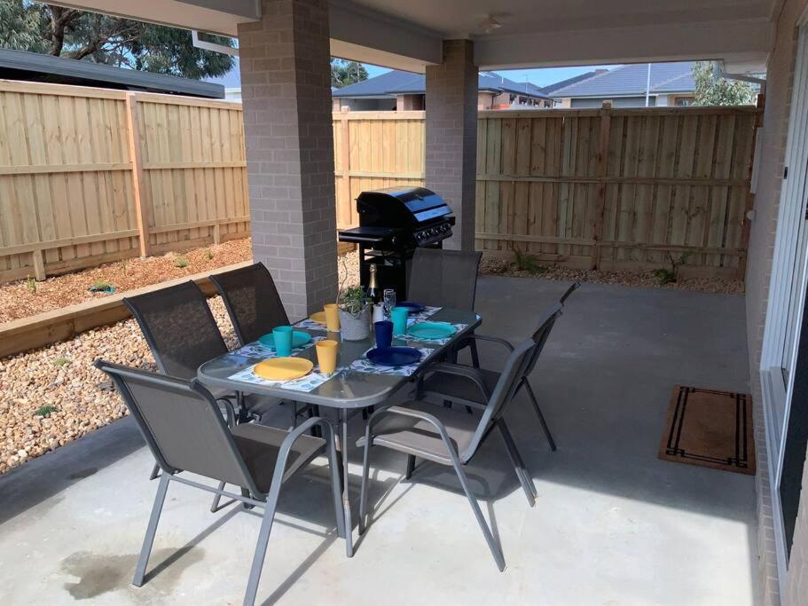 Seafoam, Cowes, New Home, Fast NBN WIFI