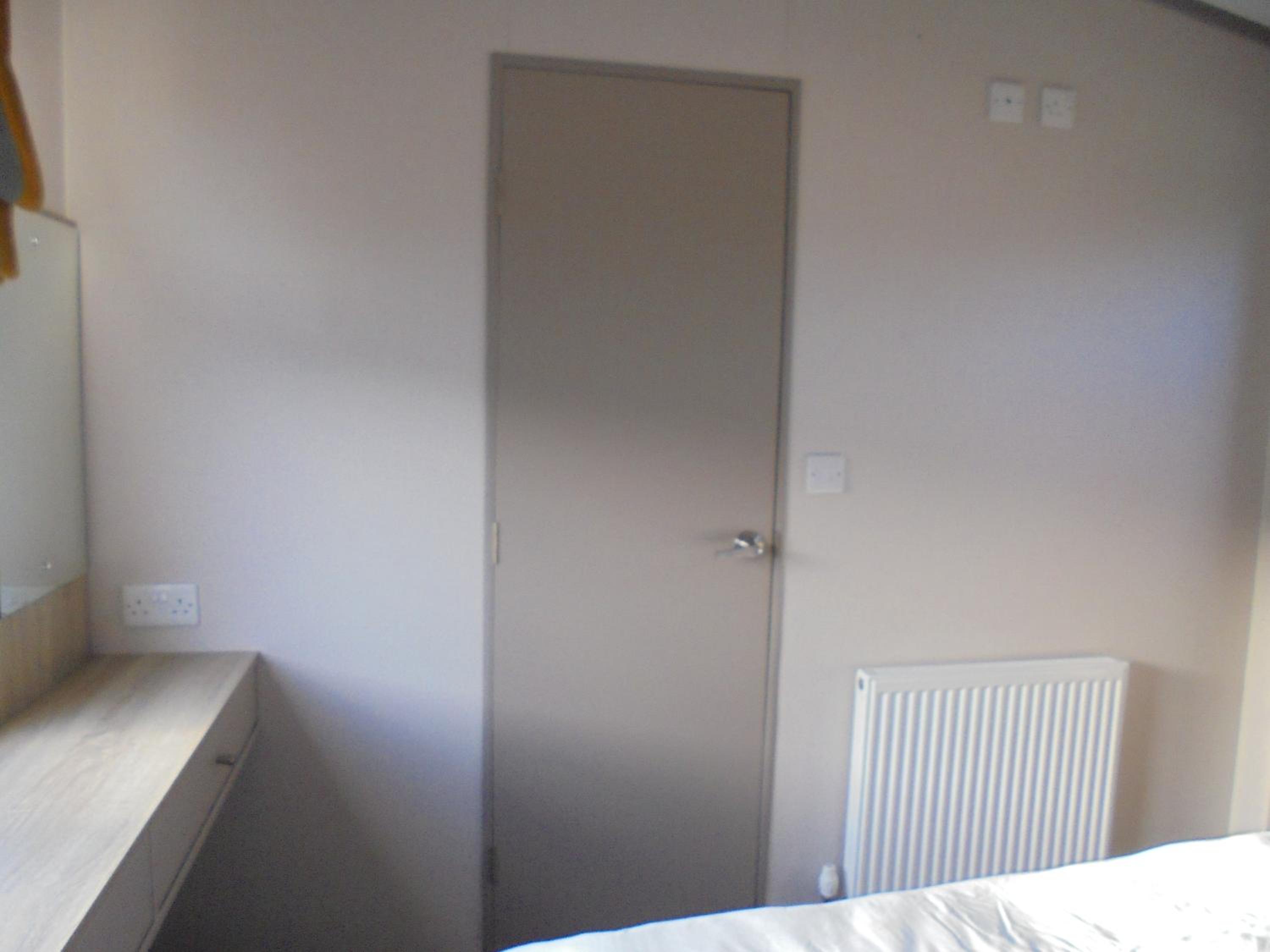 Photo 37