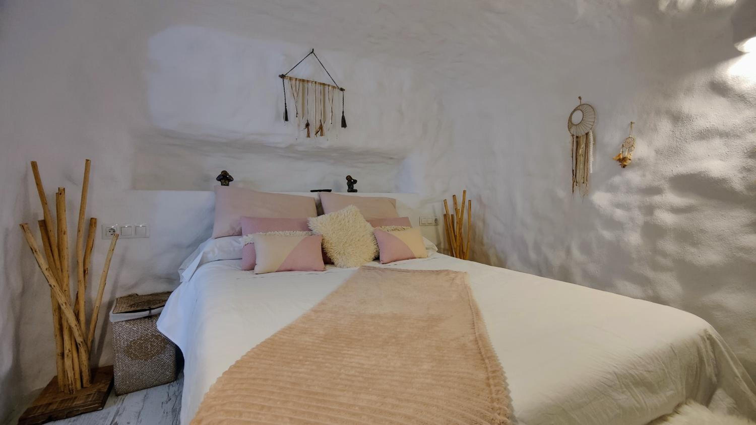 Cueva OTTO Privada