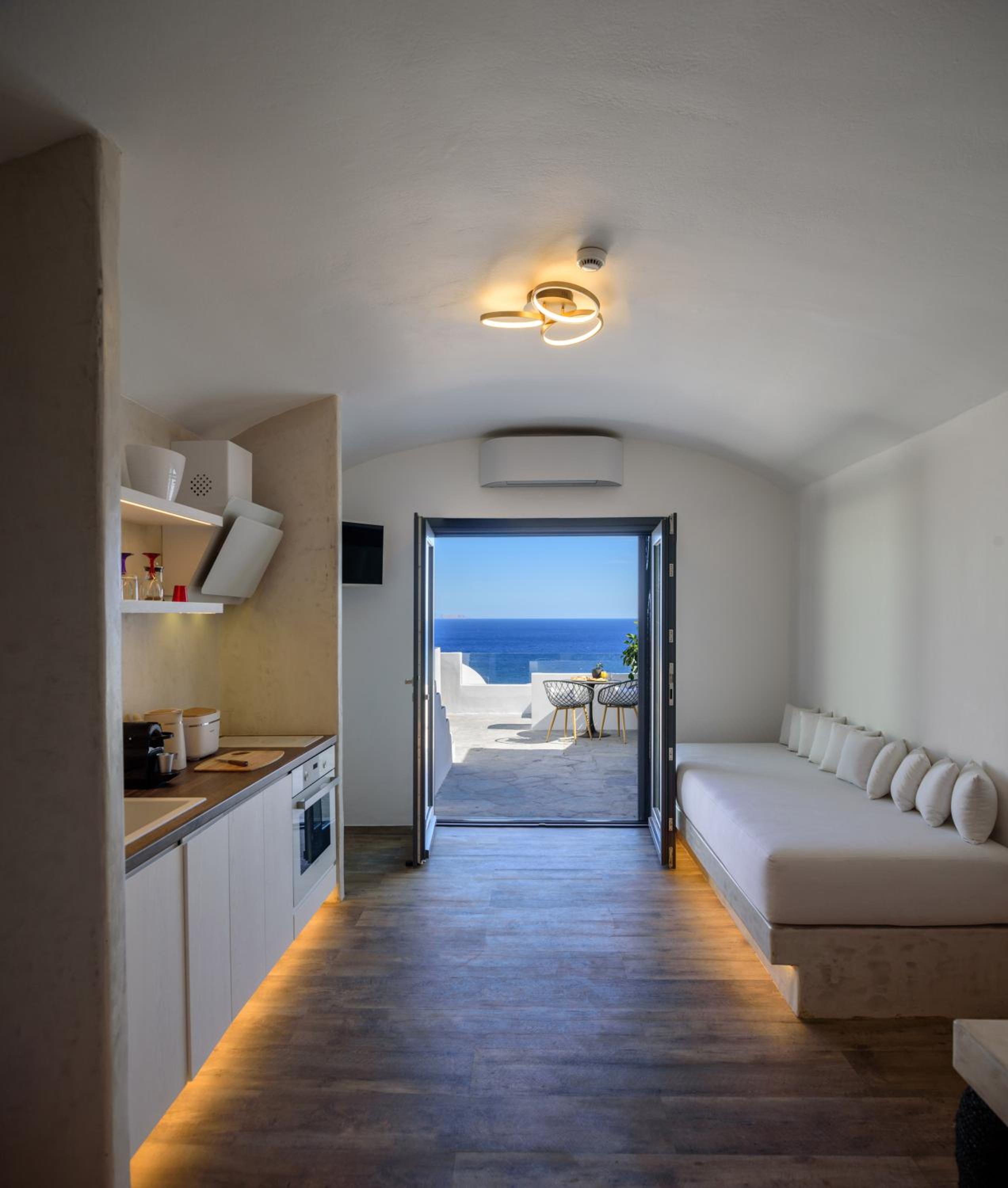 LF Suites & Villas