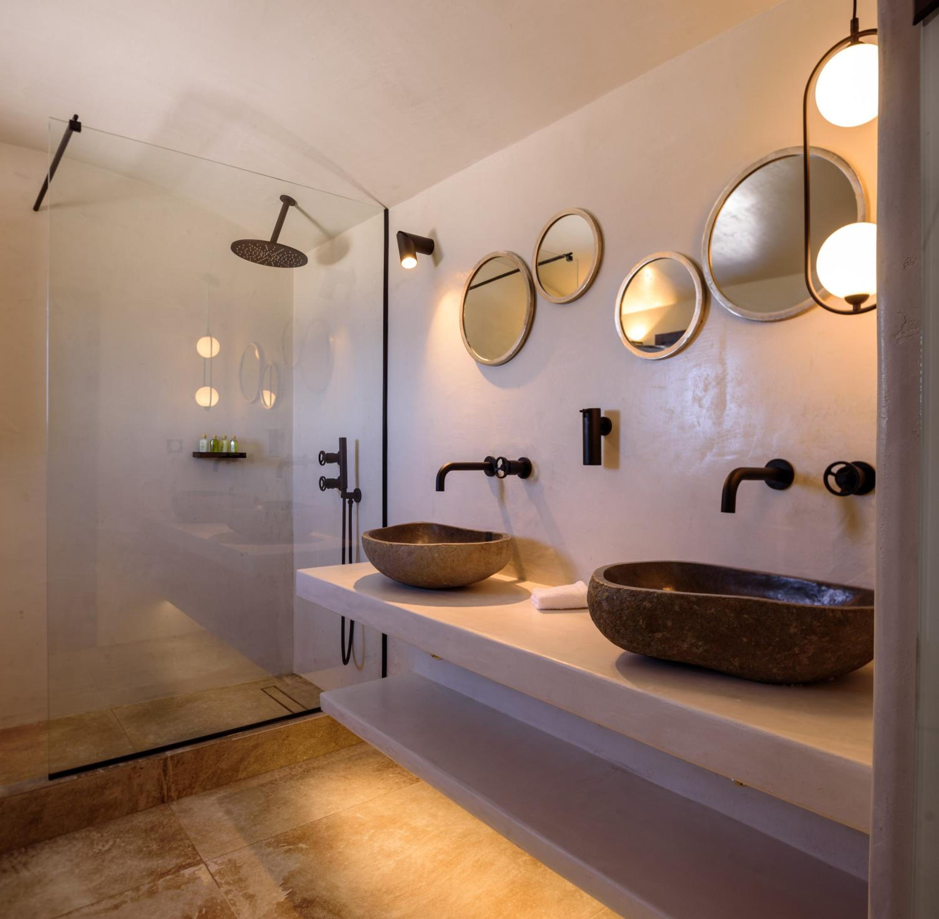 LF Suites & Villas