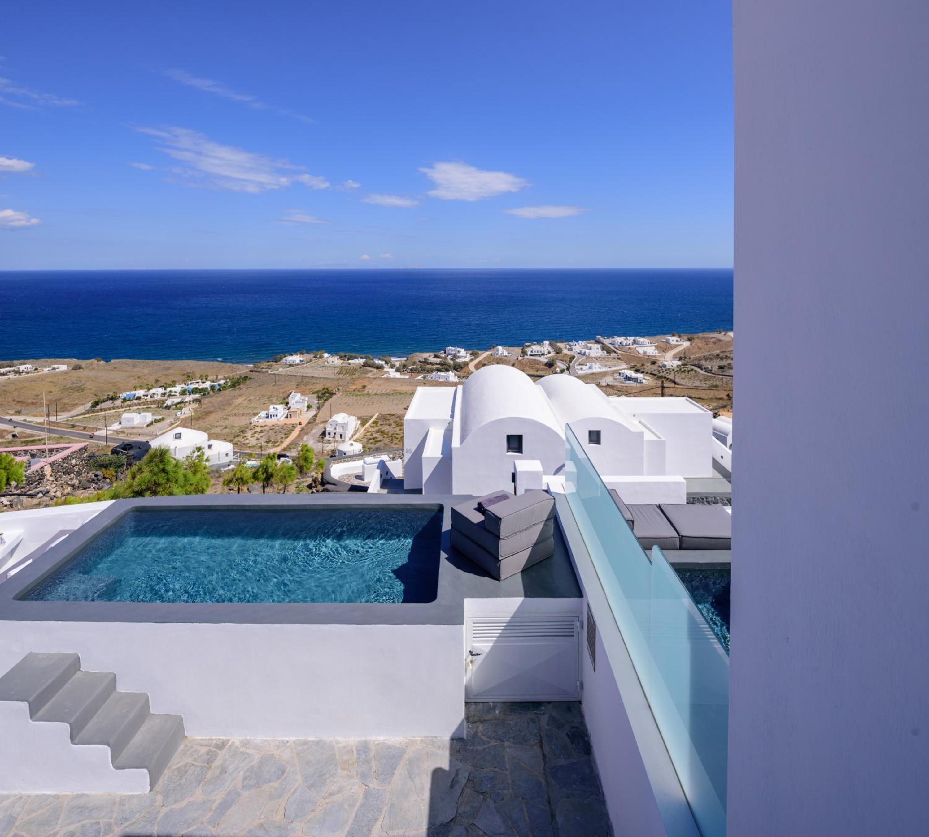 LF Suites & Villas