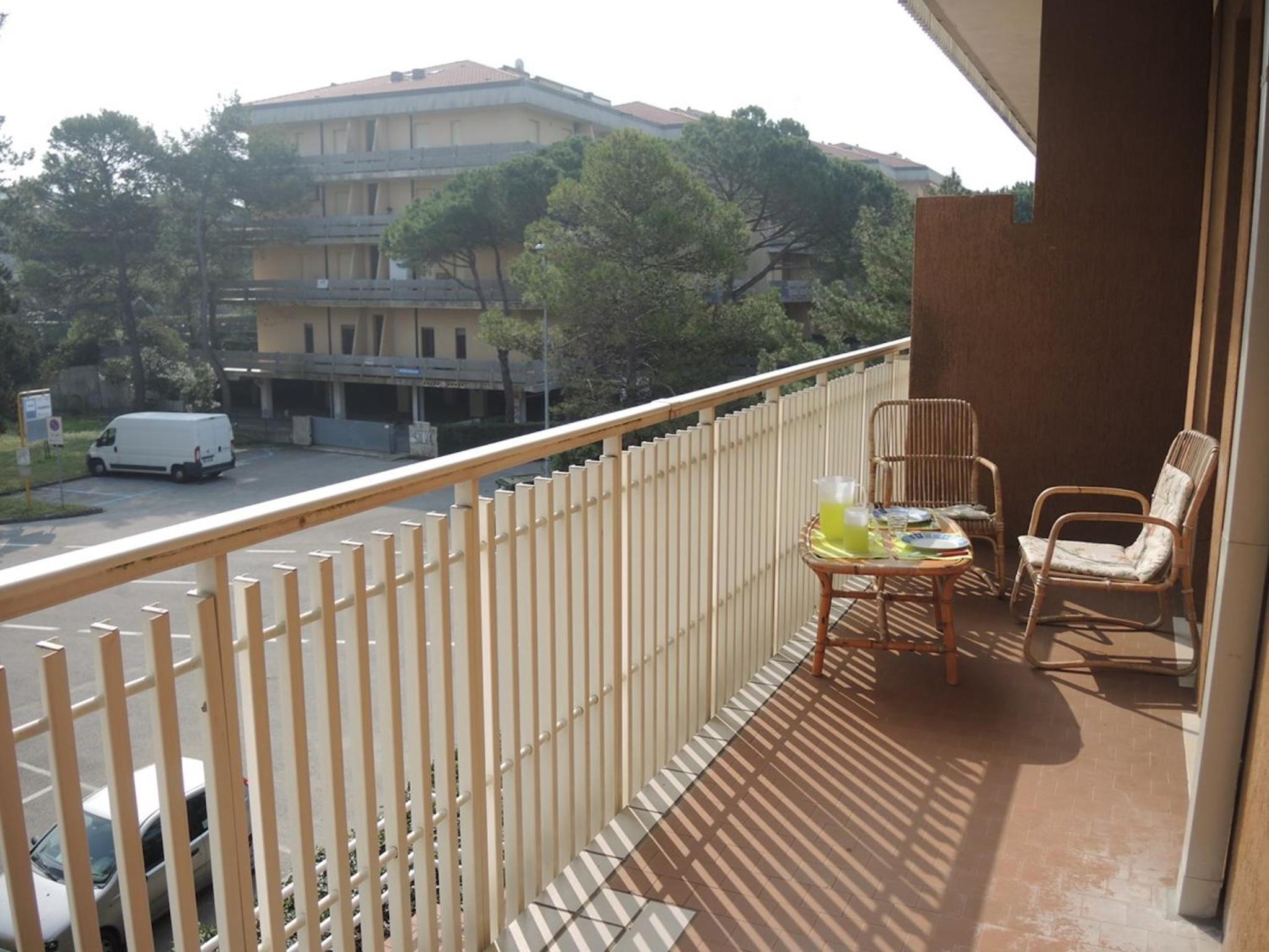 Family apartment steps from Pluto Beach view 5