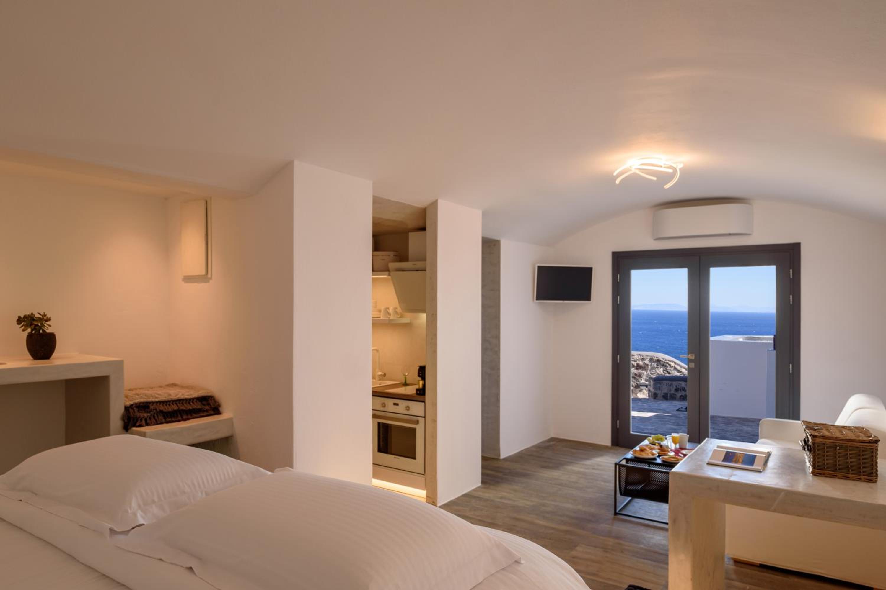 LF Suites & Villas
