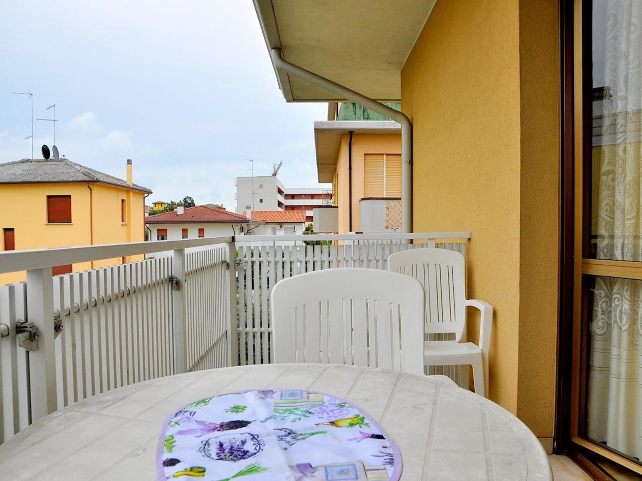 400 m from the sea lovely flat with ac - Beahost view 4