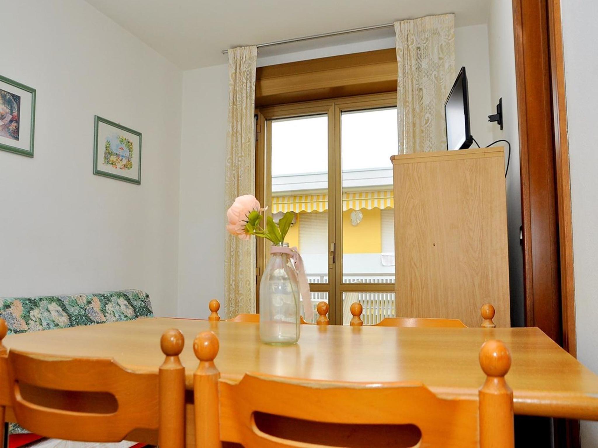 400 m from the sea lovely flat with ac - Beahost view 2