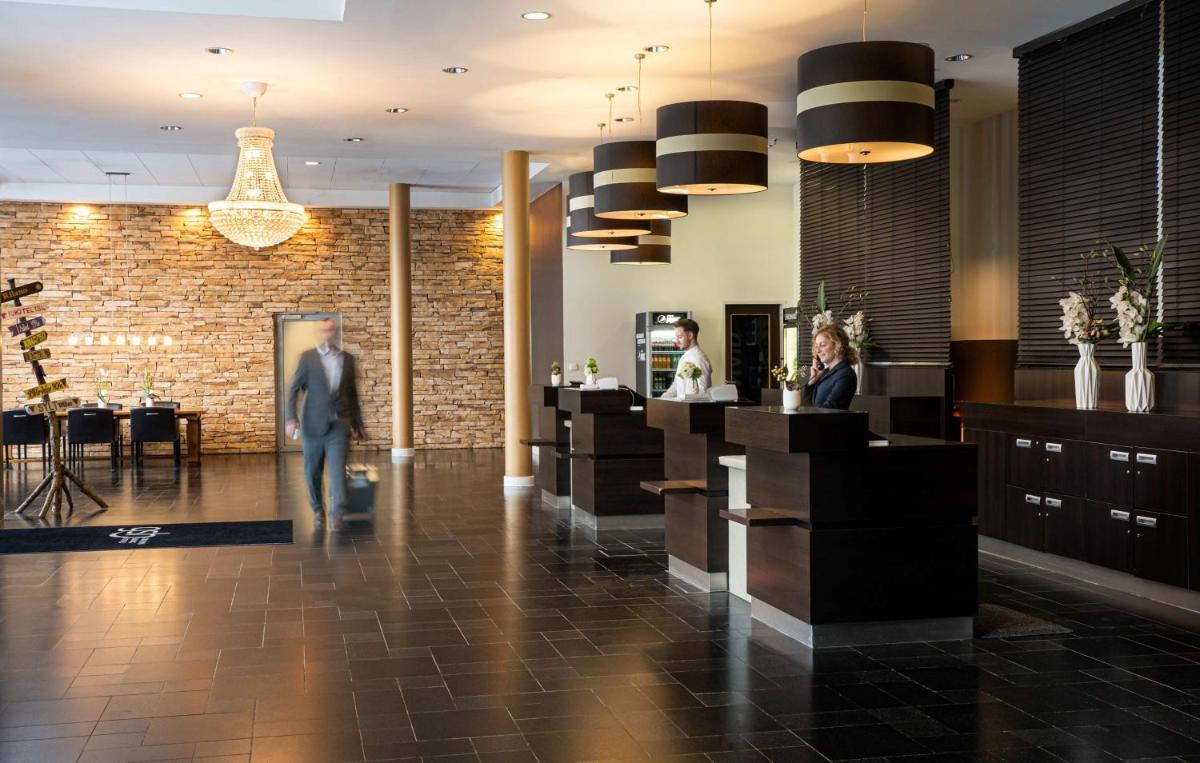hotel reception