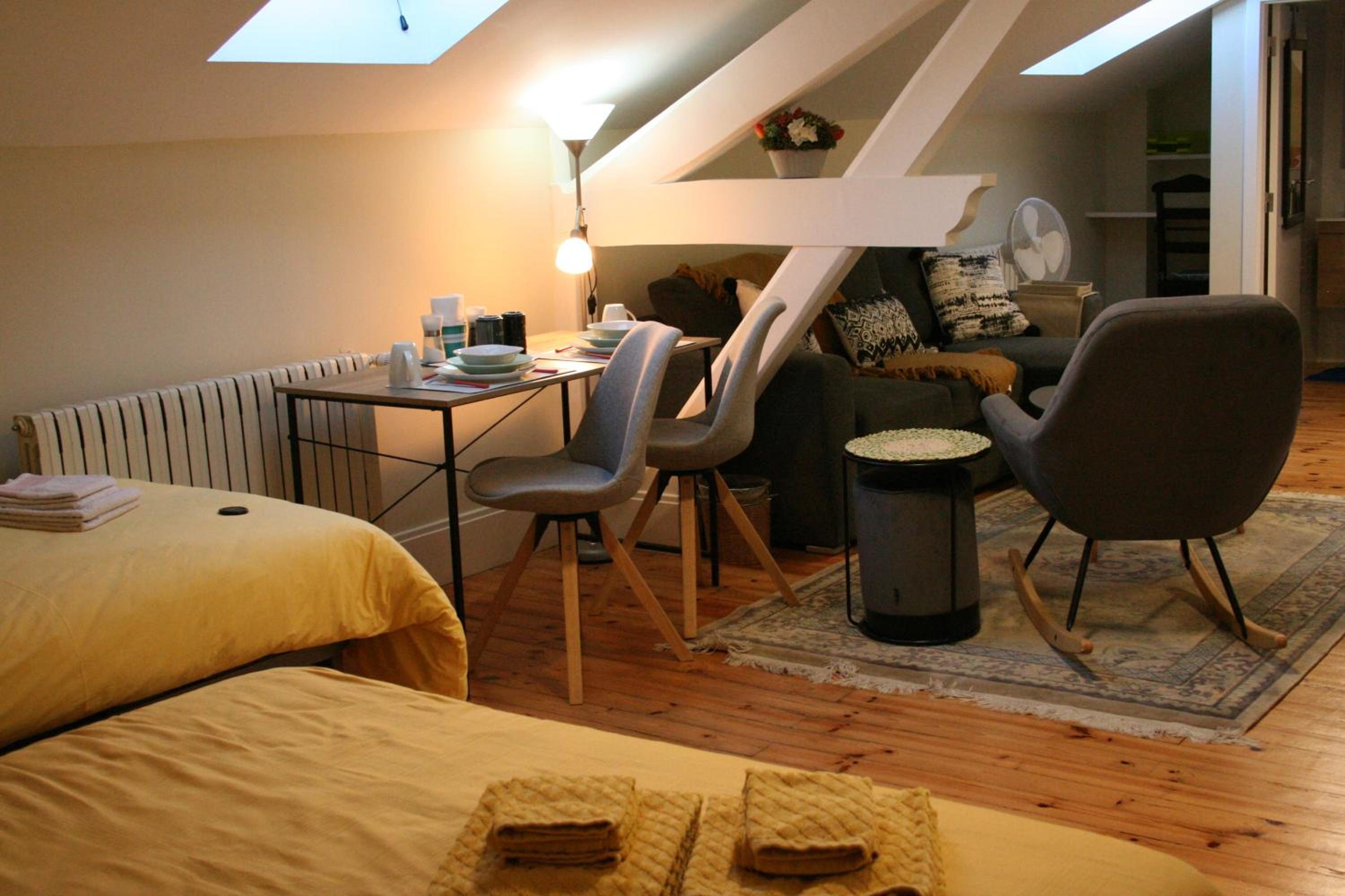 Coimbra Vacations - Sky Accommodations Rome Studio - Property Image 14