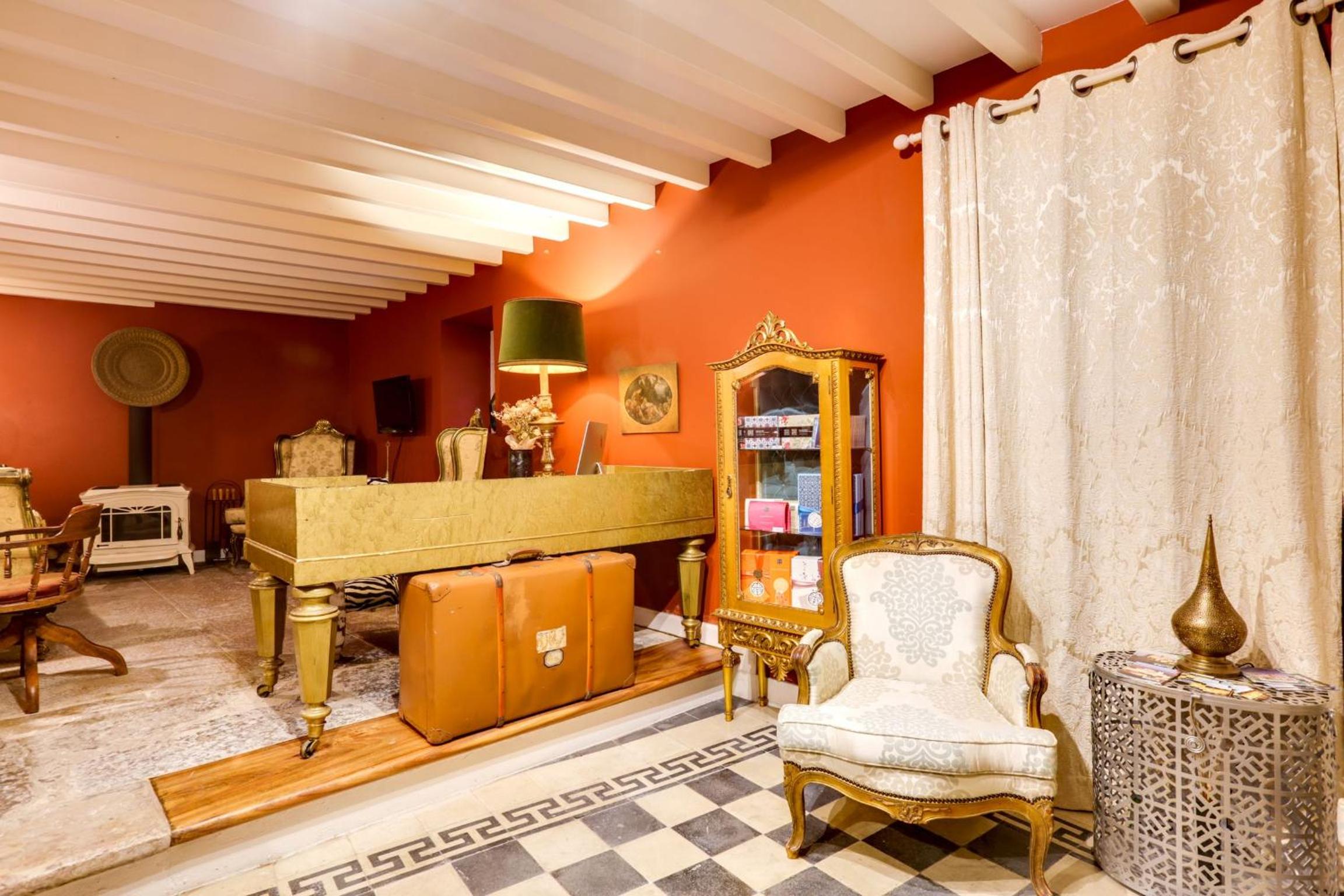 lounge