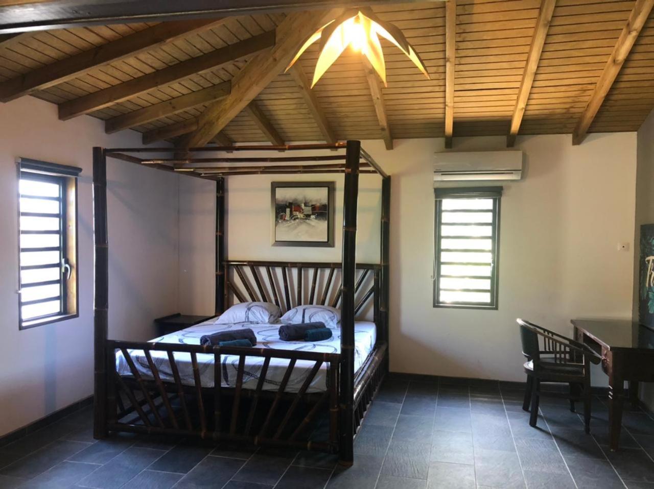 VILLA DES ROCHERS