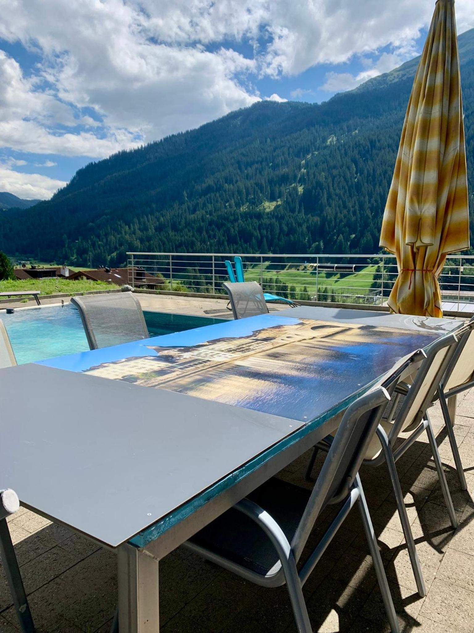 Pool Villa Savognin