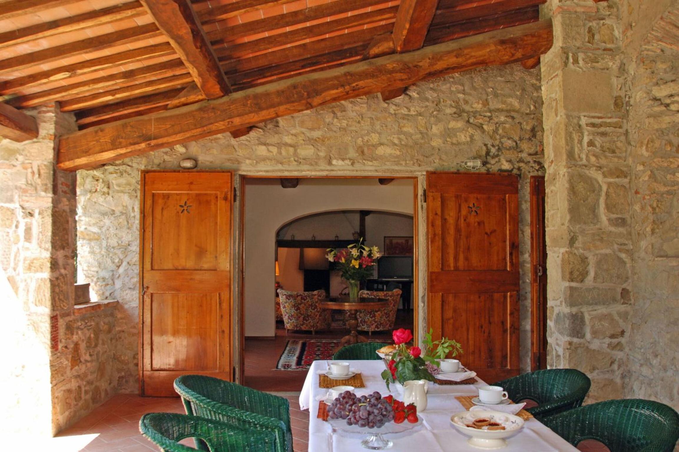 Pozza di Volpaia by Salogi Villas
