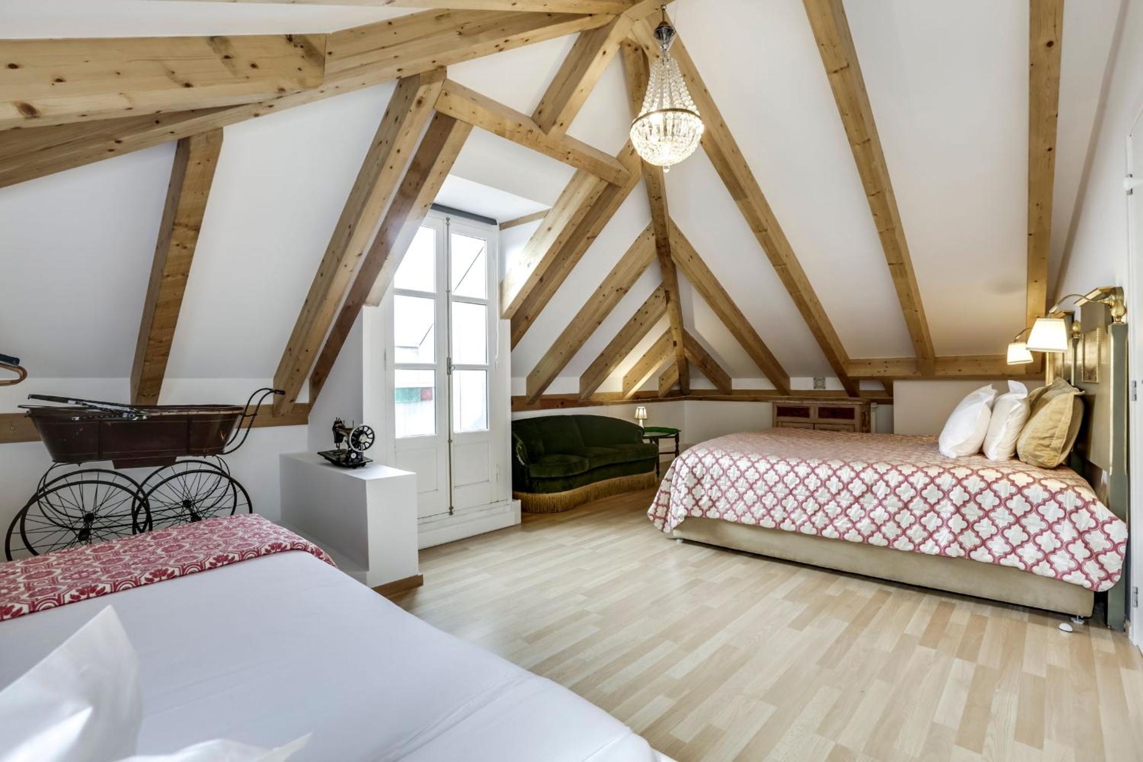 LUXa Charm House by LovelyStay view 5