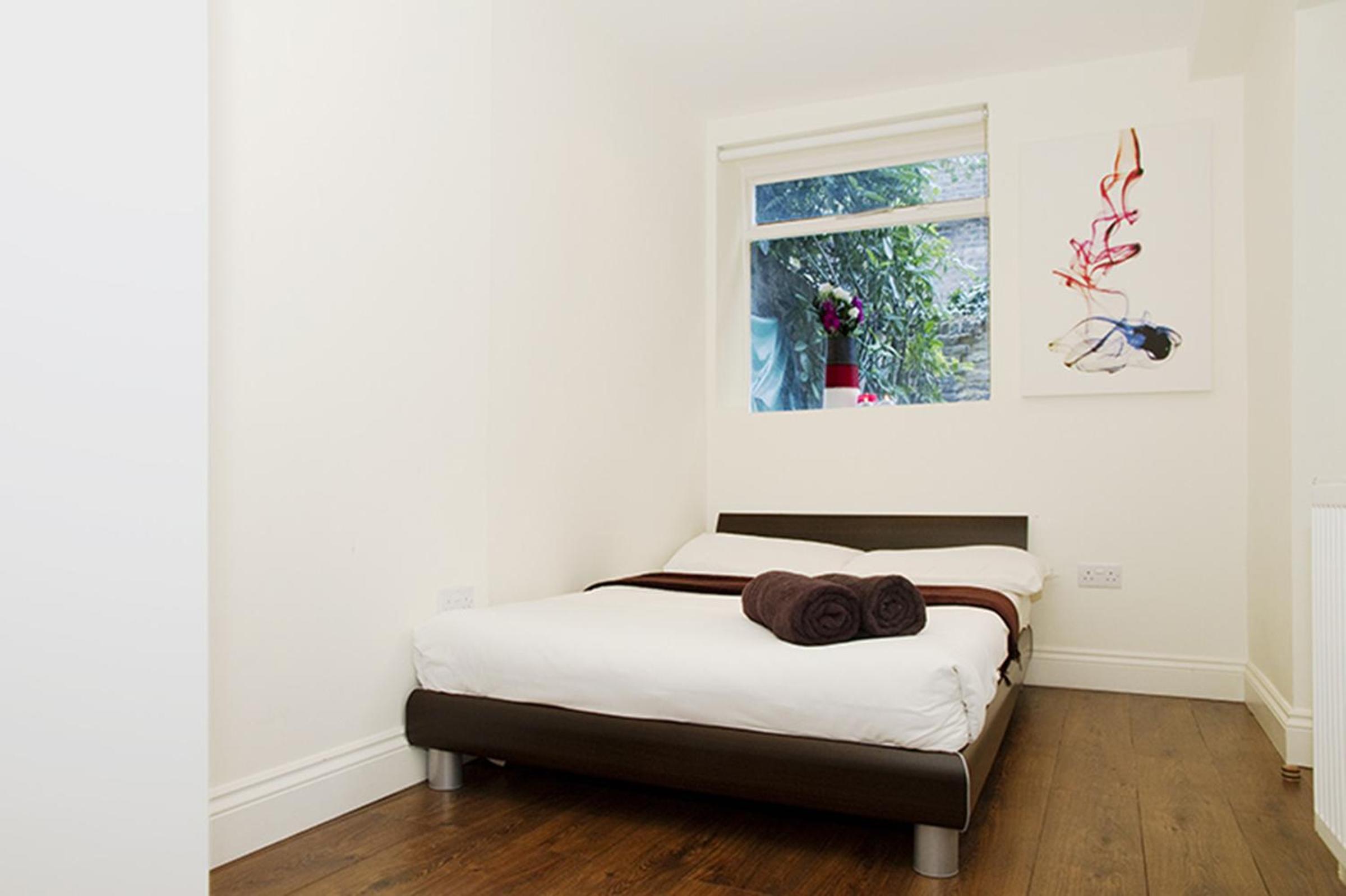 Holiday Lets London - C