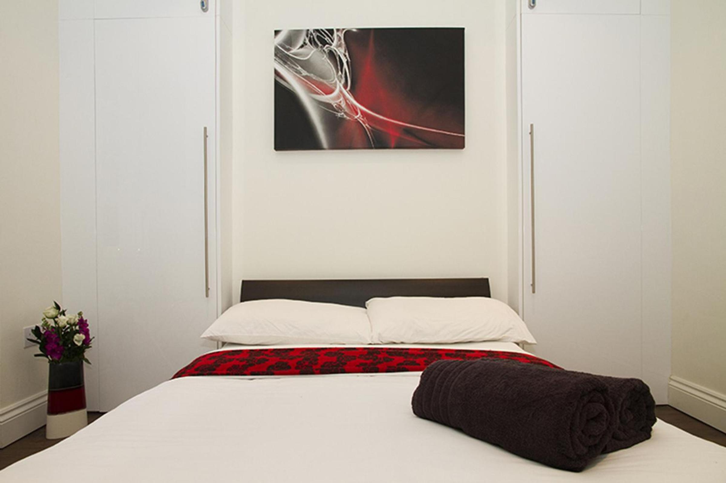 Holiday Lets London - C