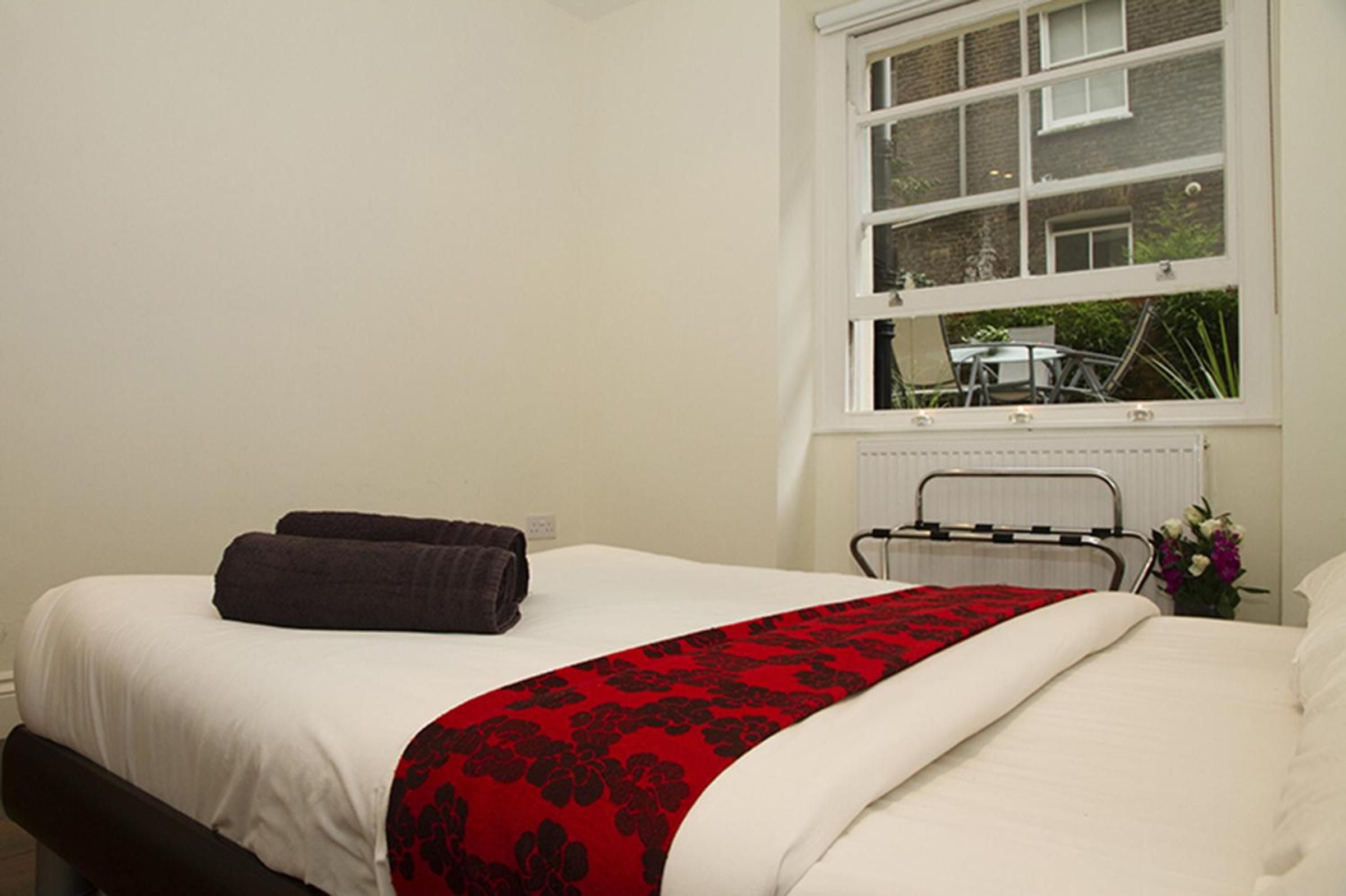 Holiday Lets London - C