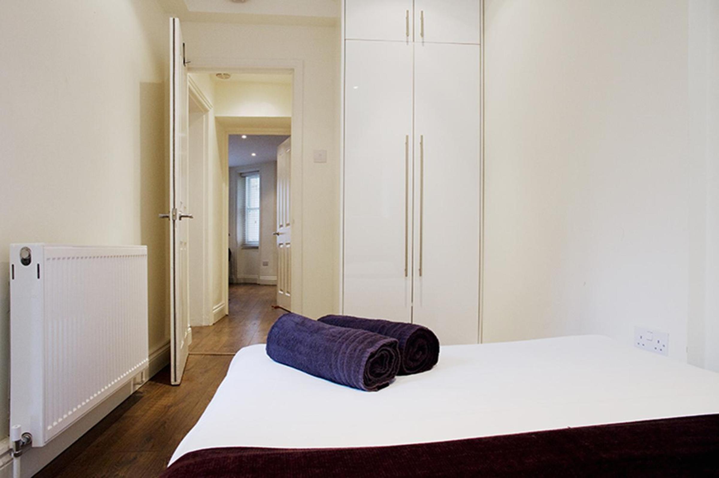 Holiday Lets London - C