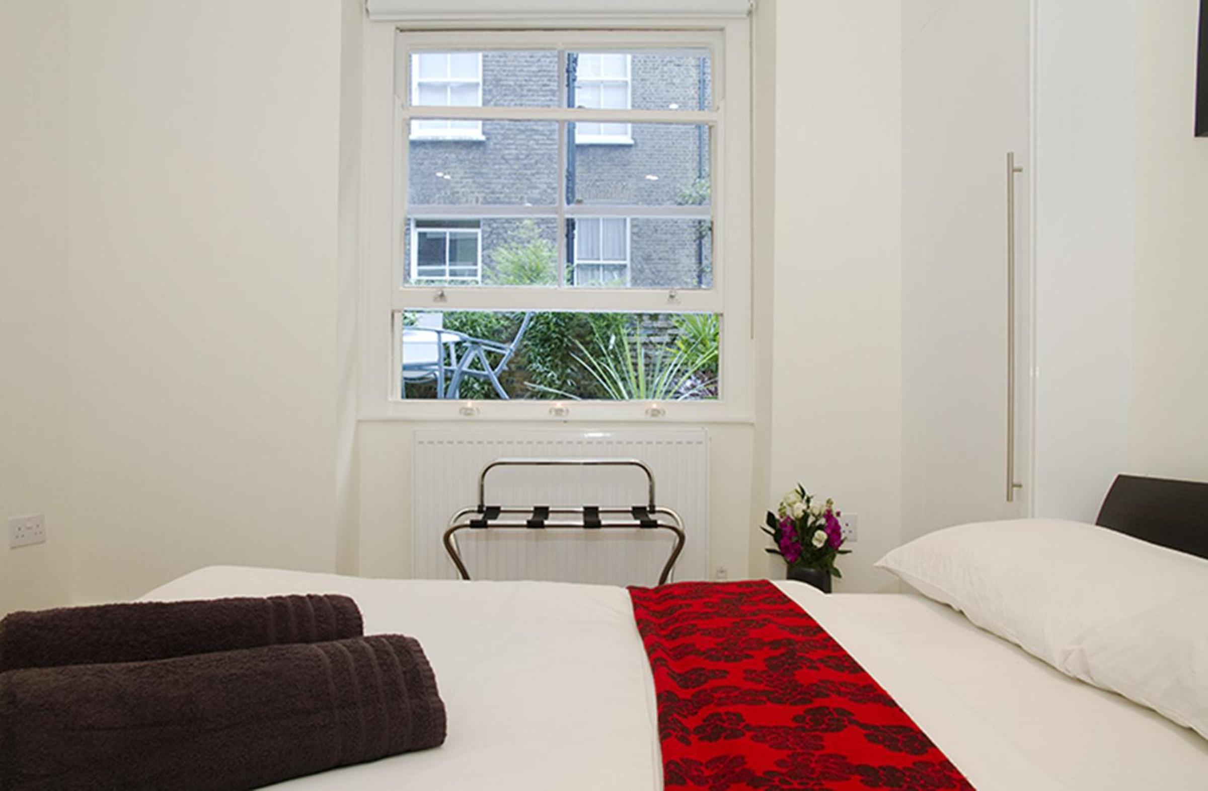 Holiday Lets London - C