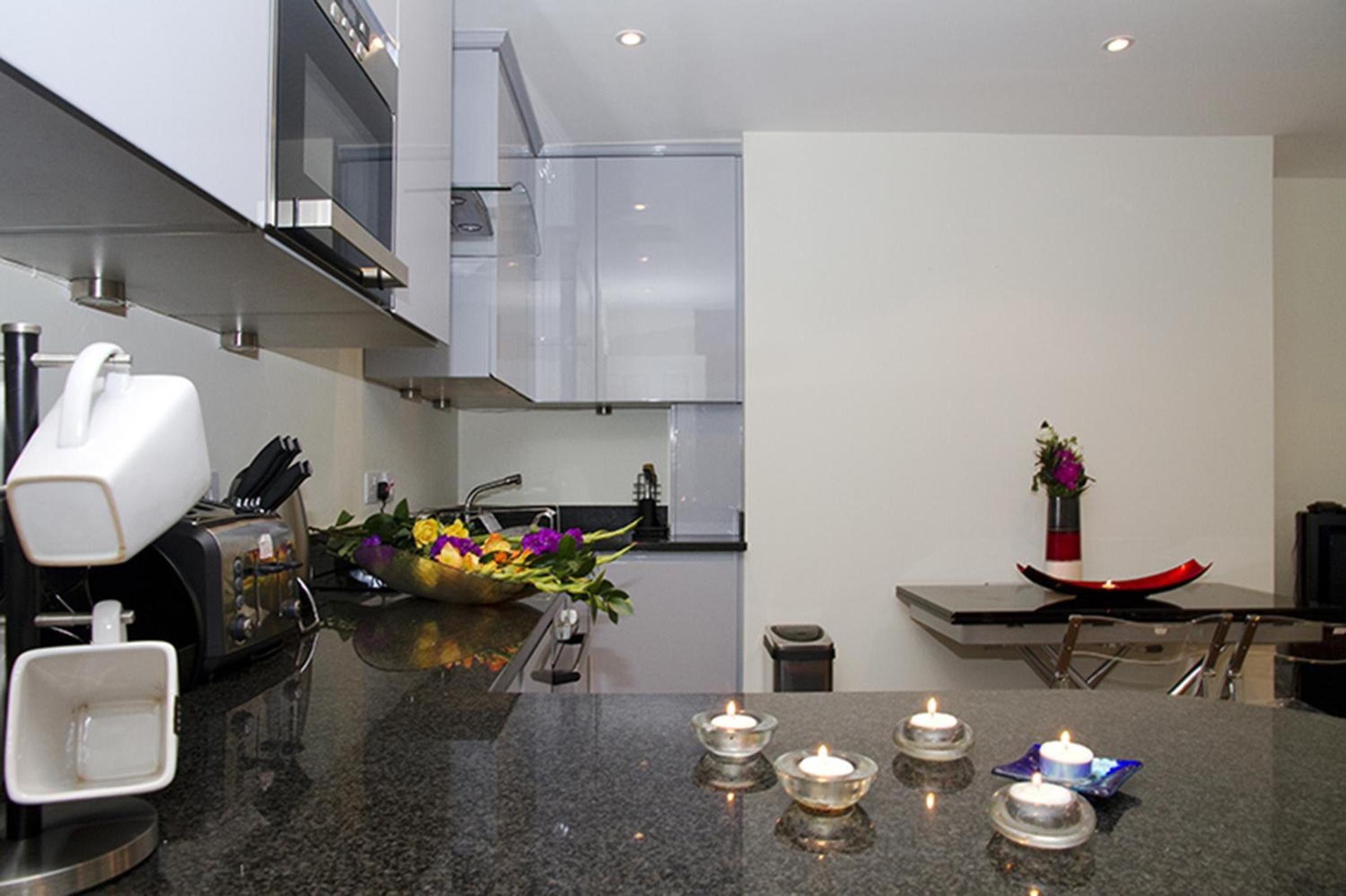 Holiday Lets London - C
