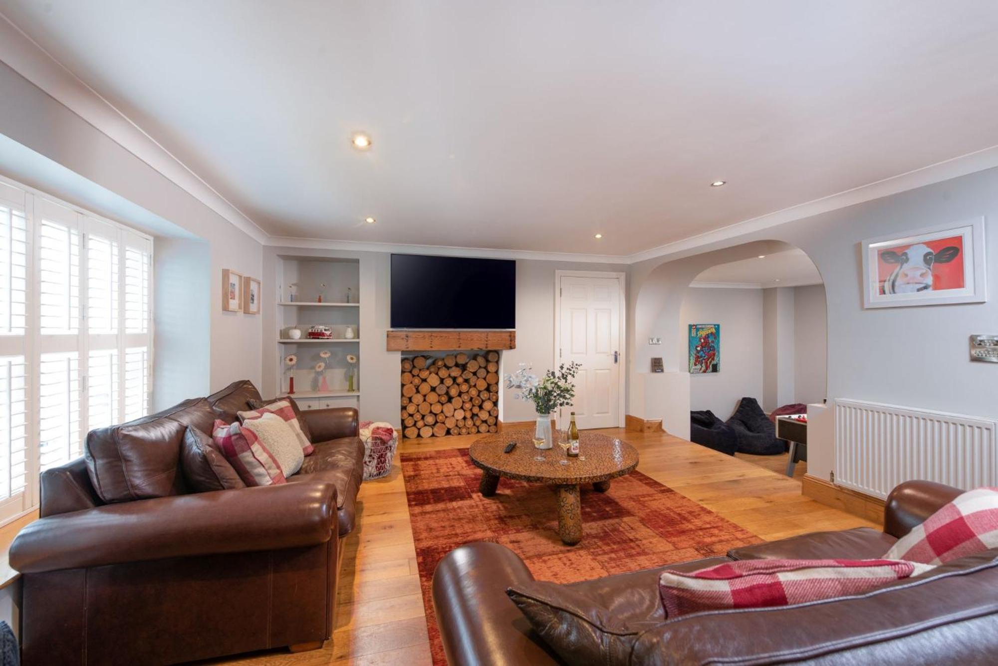 3 The Manor - Opposite a golf course - Pet friendly - Wi-Fi view 2
