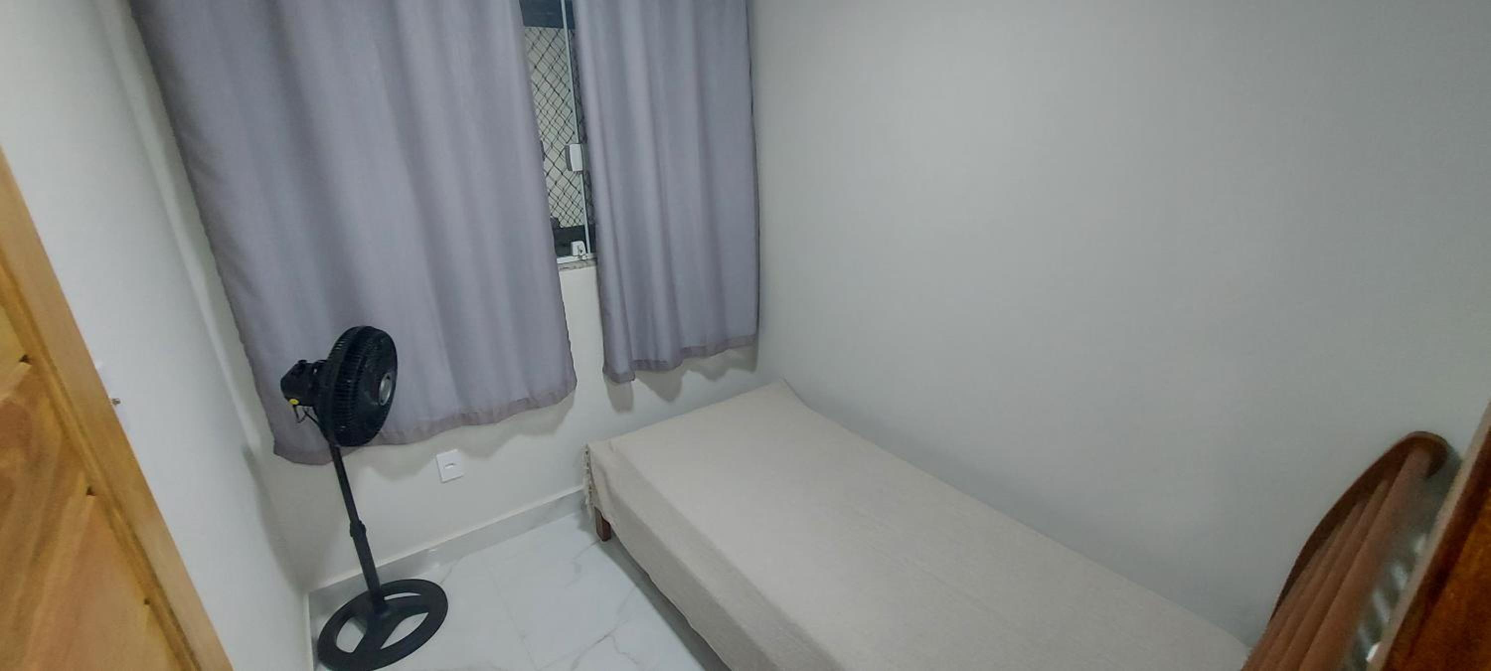 Apartamento Praia Ponta da Fruta para até 4 pessoas 203